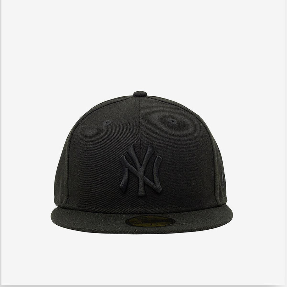 11591128-Men New York Yankees Mlb Basic 5950