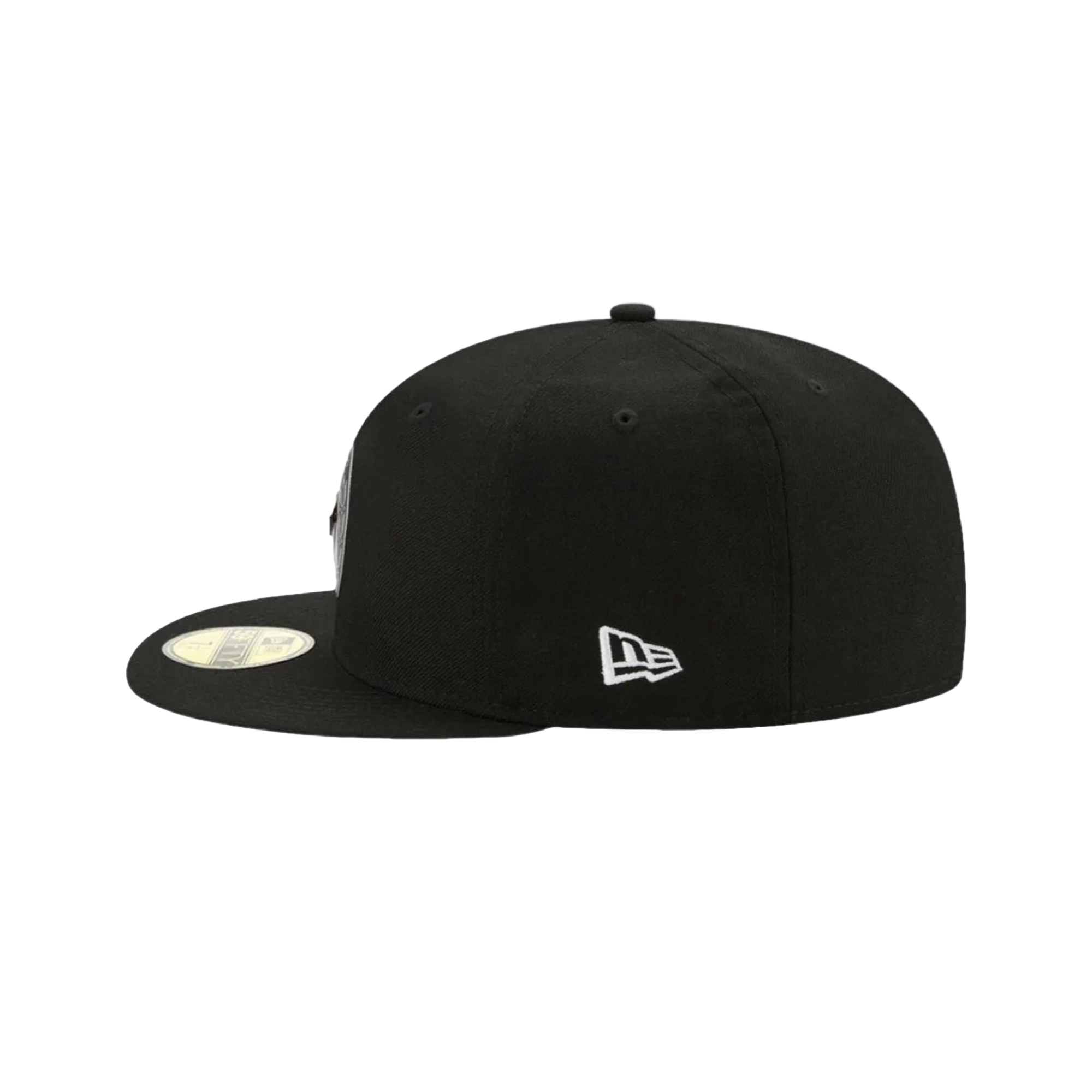First class black fitted Hat