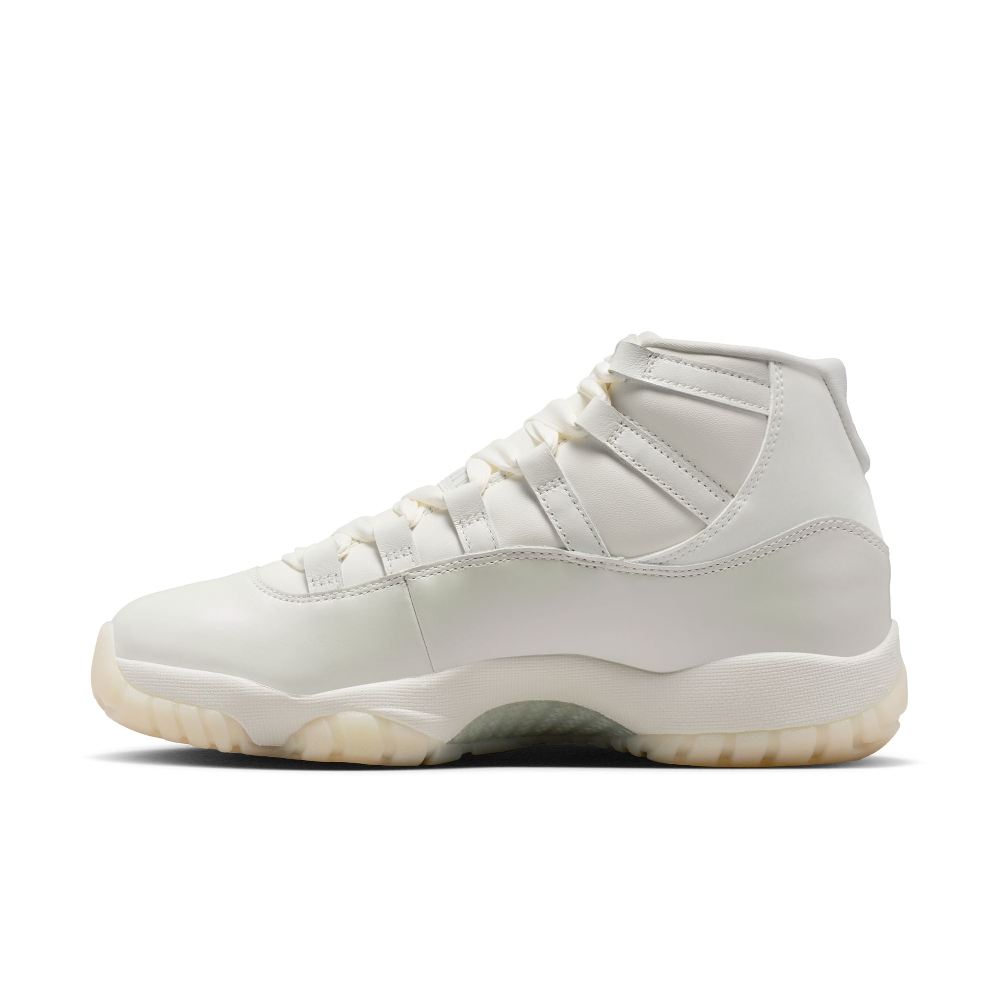 Air Jordan 11 Retro Pearl