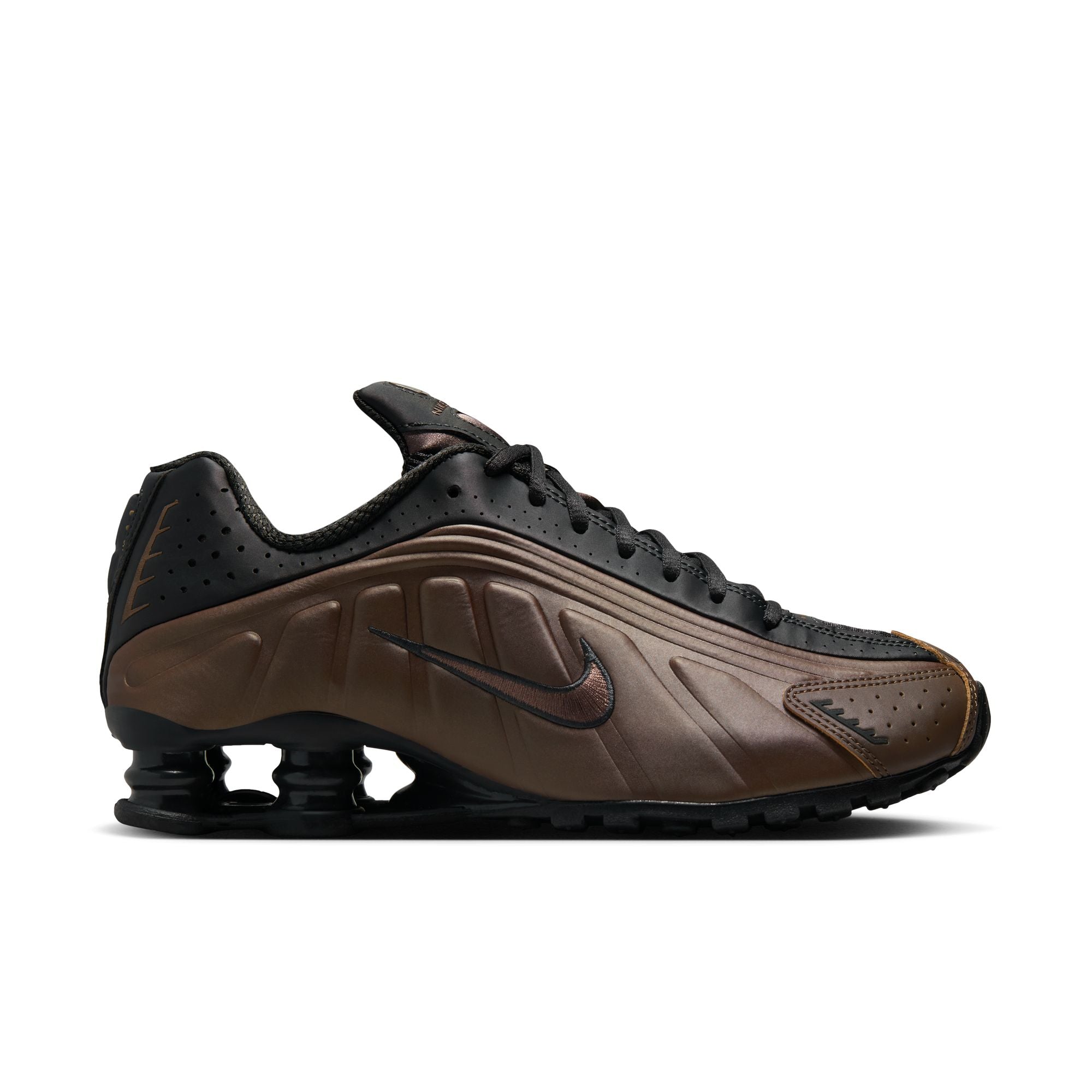 Shox R4 Off Noir & Ironstone