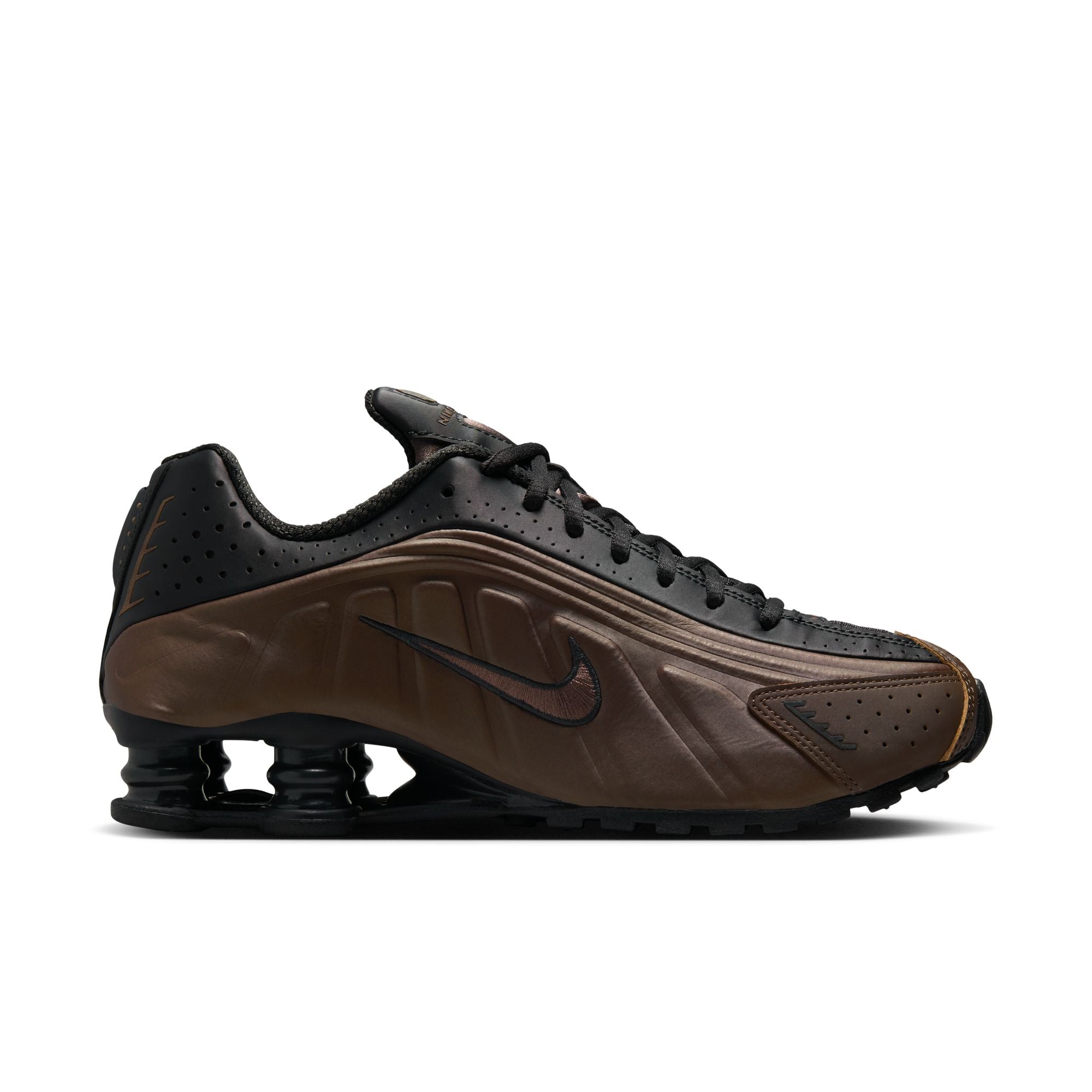 Shox R4 Off Noir & Ironstone