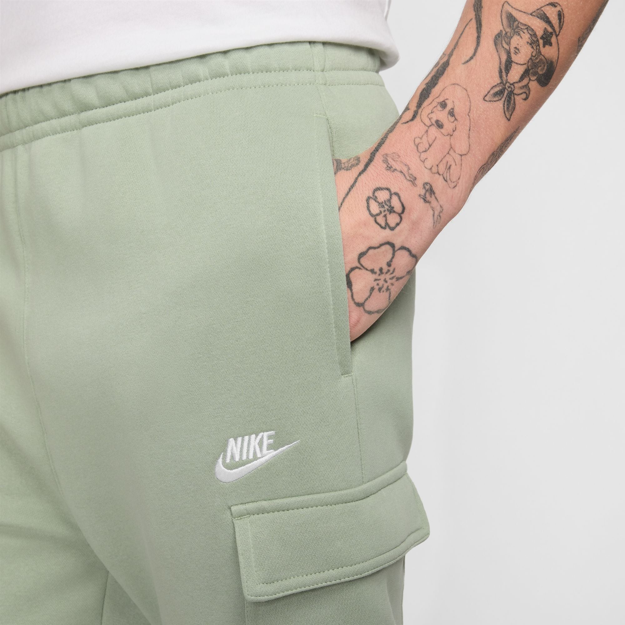 CD3129-371-Men Nsw Club Fleece Cargo Pants