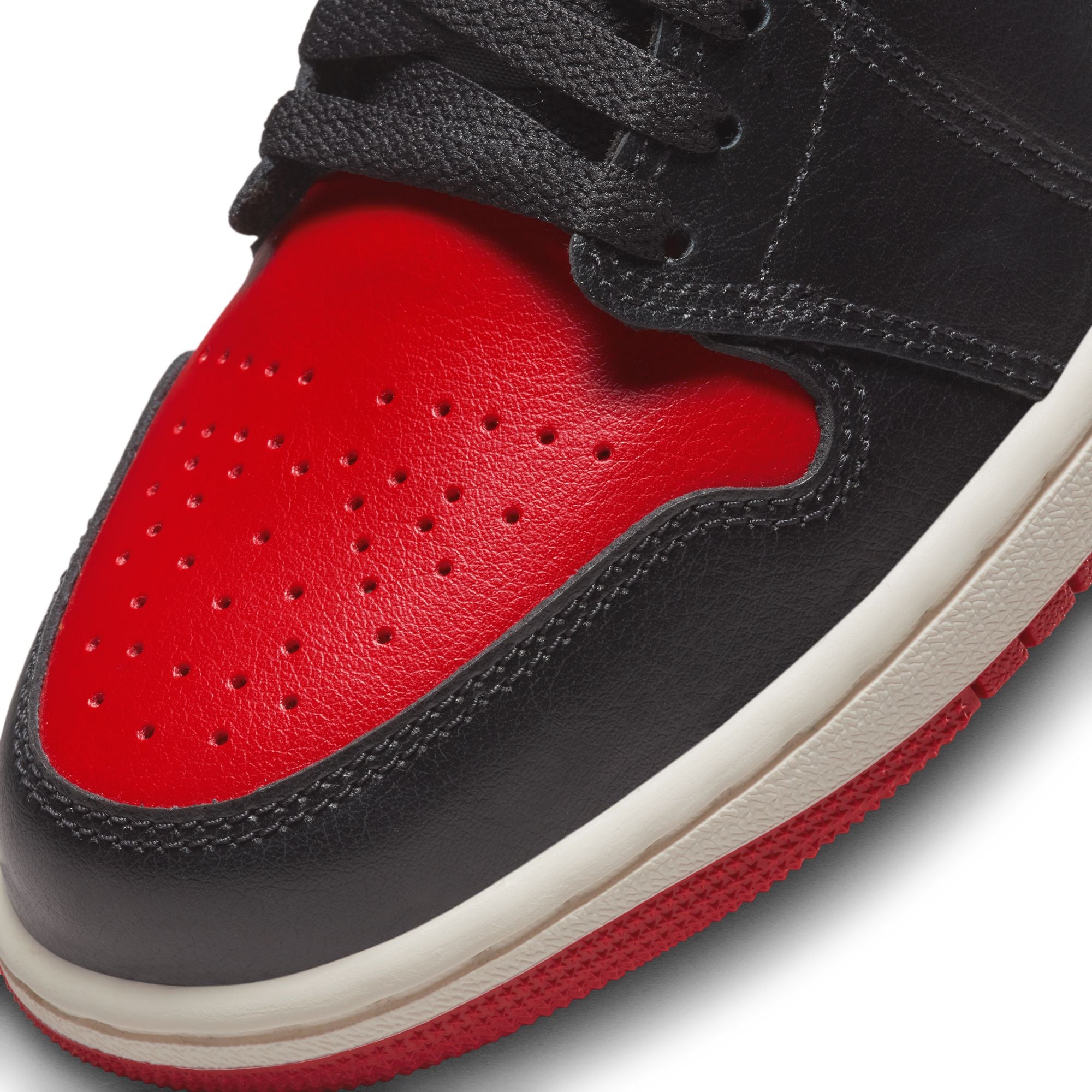 DC0774-061-Womens Shoe