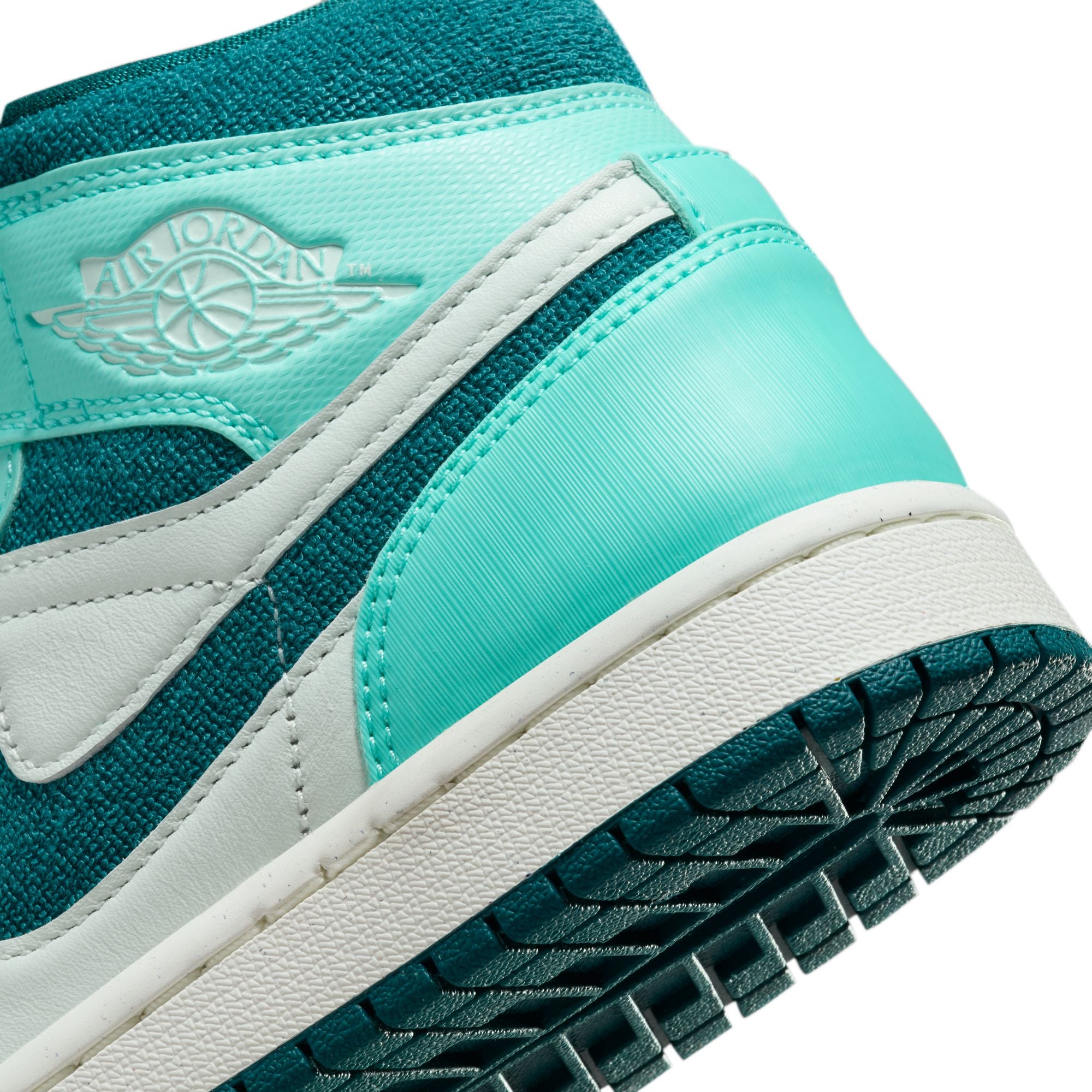 Air Jordan 1 Mid Se