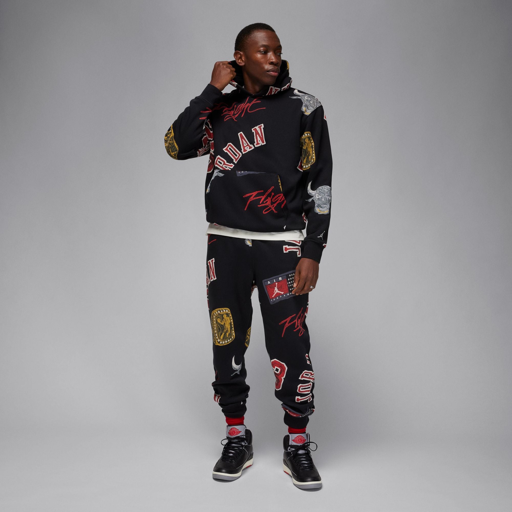 Essentials Fleece Pulover Pullover Hoodie