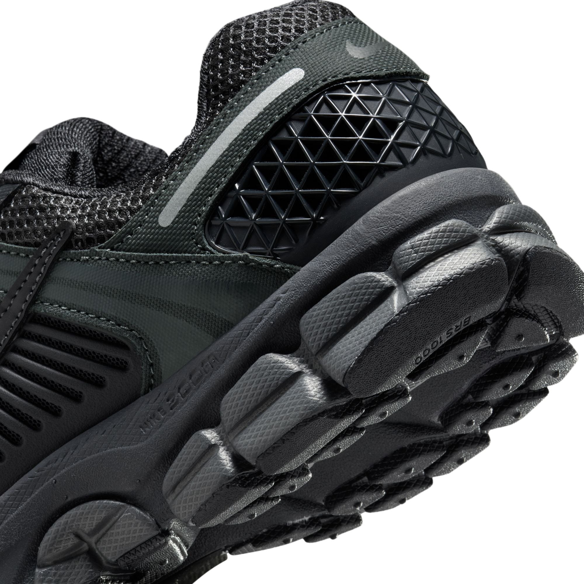 Zoom Vomero 5 Black & Green