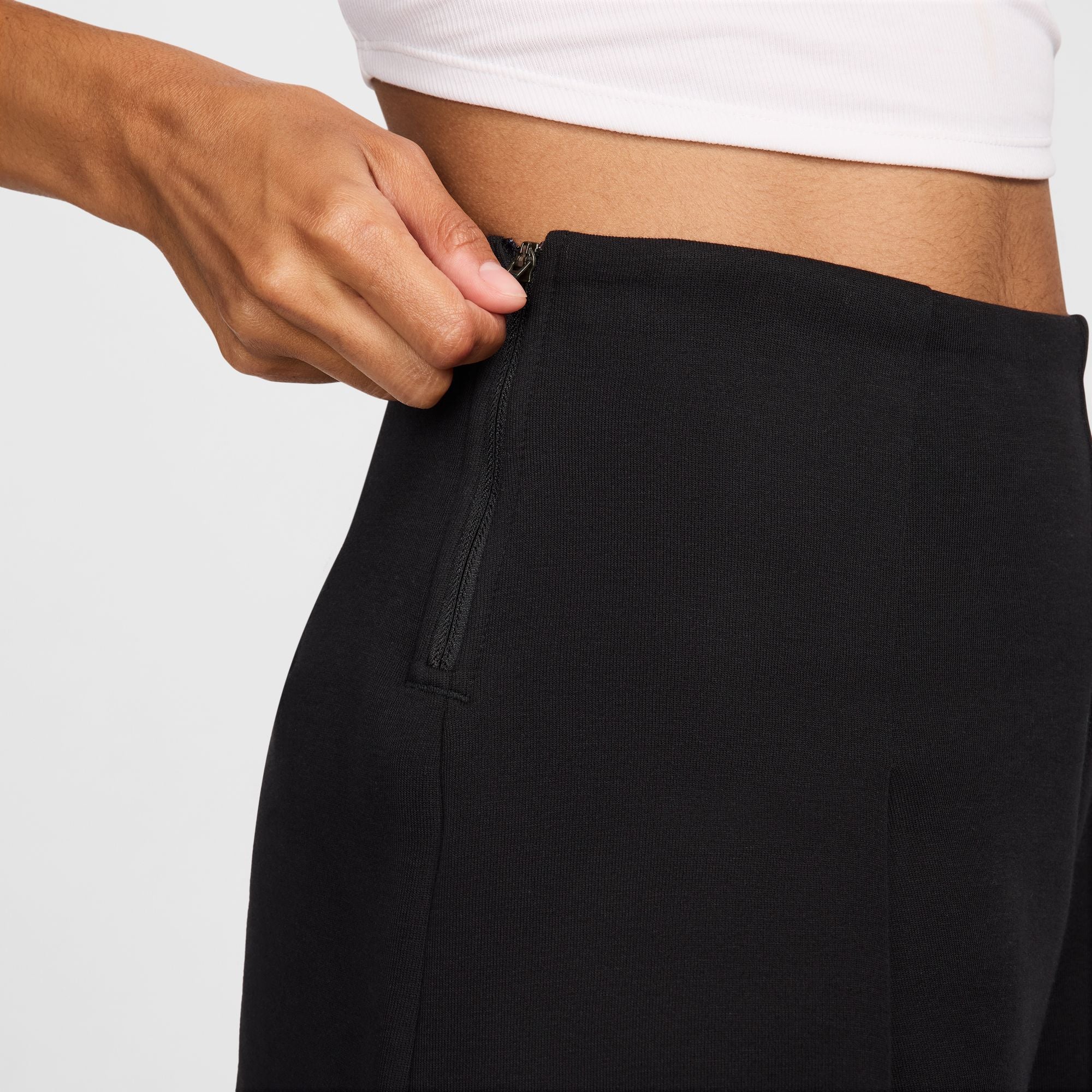 NSW Tech Fleece High-Waisted 3" Pleated Shorts