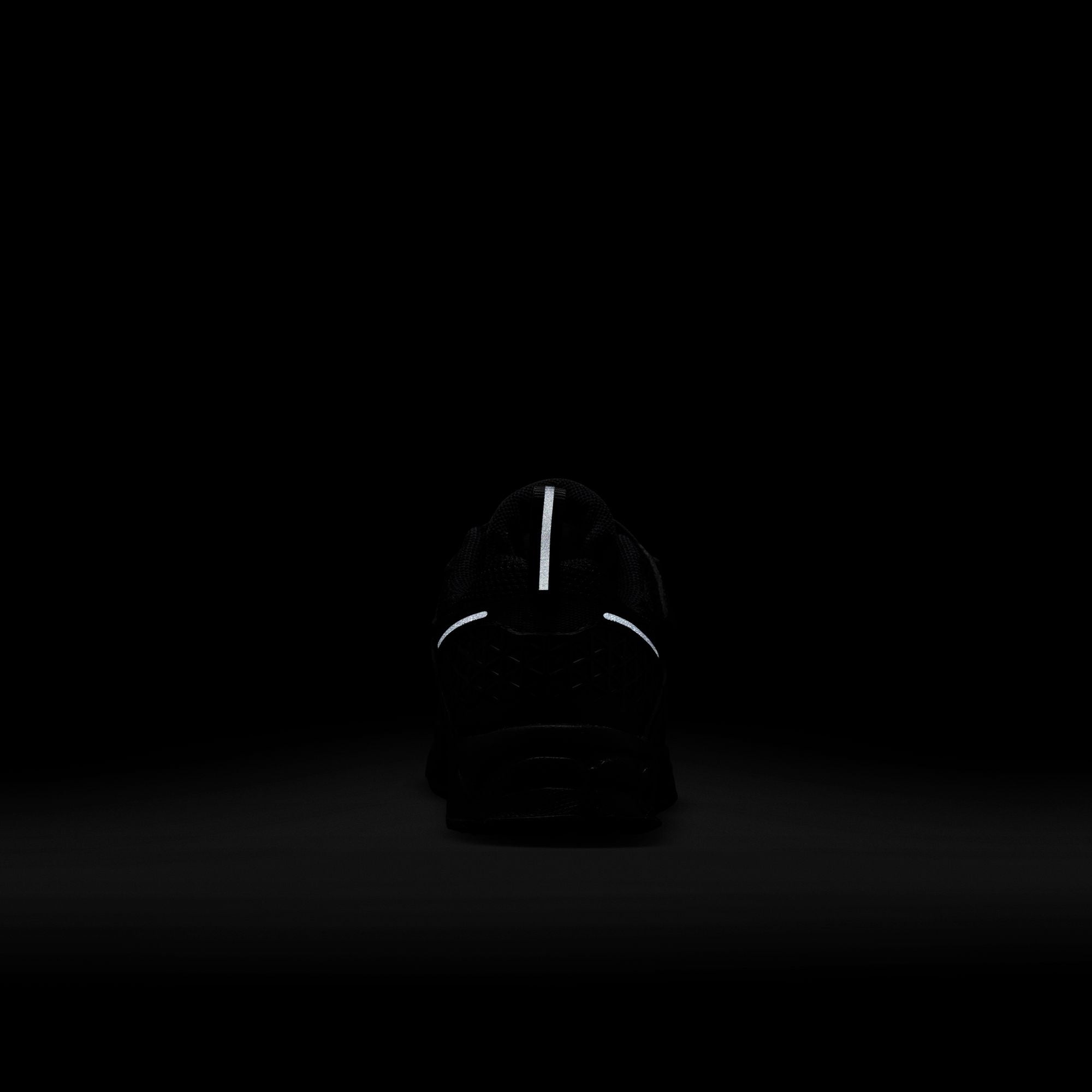 Vomero 5 Black PS