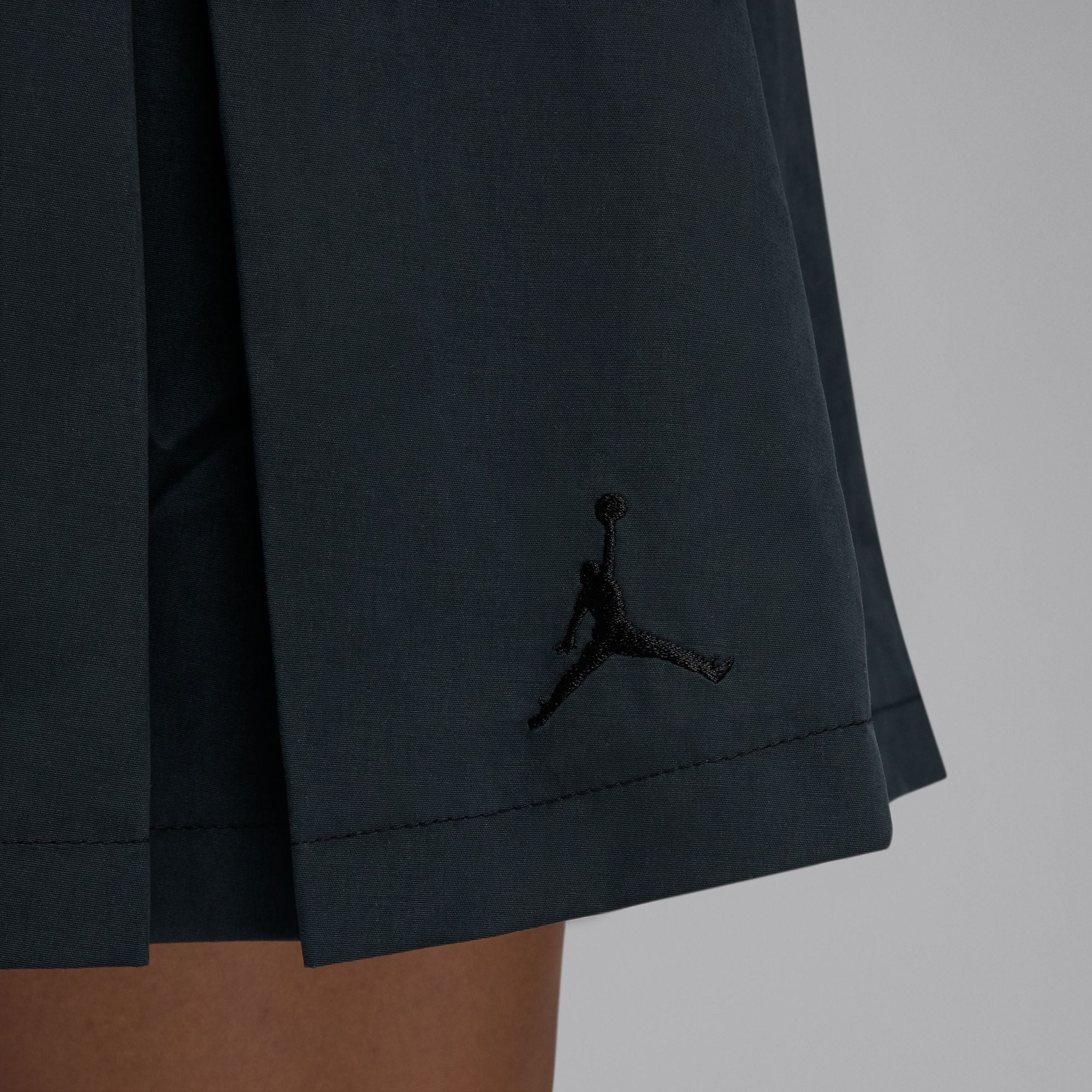 Jordan Poolside Pleated Skirt