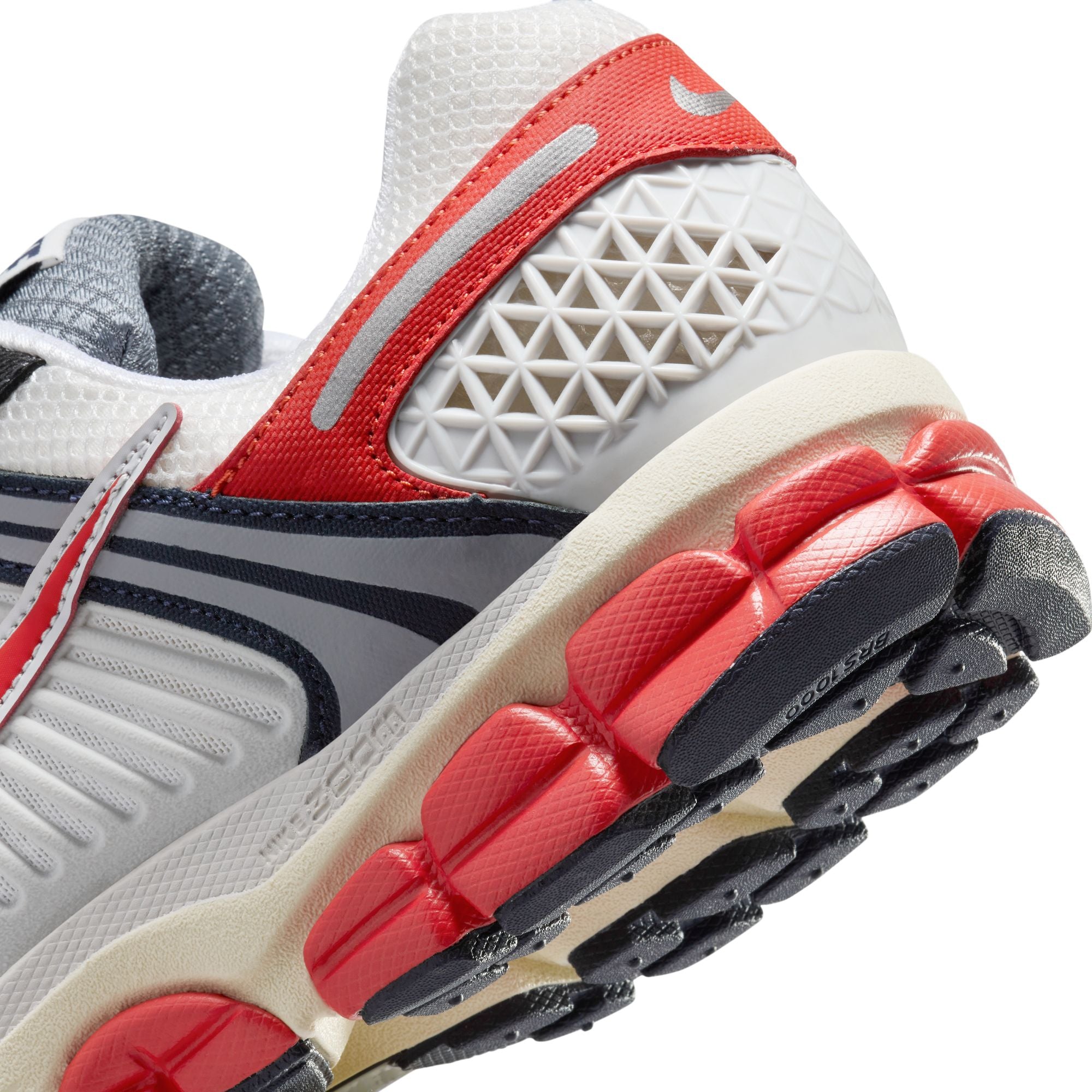 Zoom Vomero 5