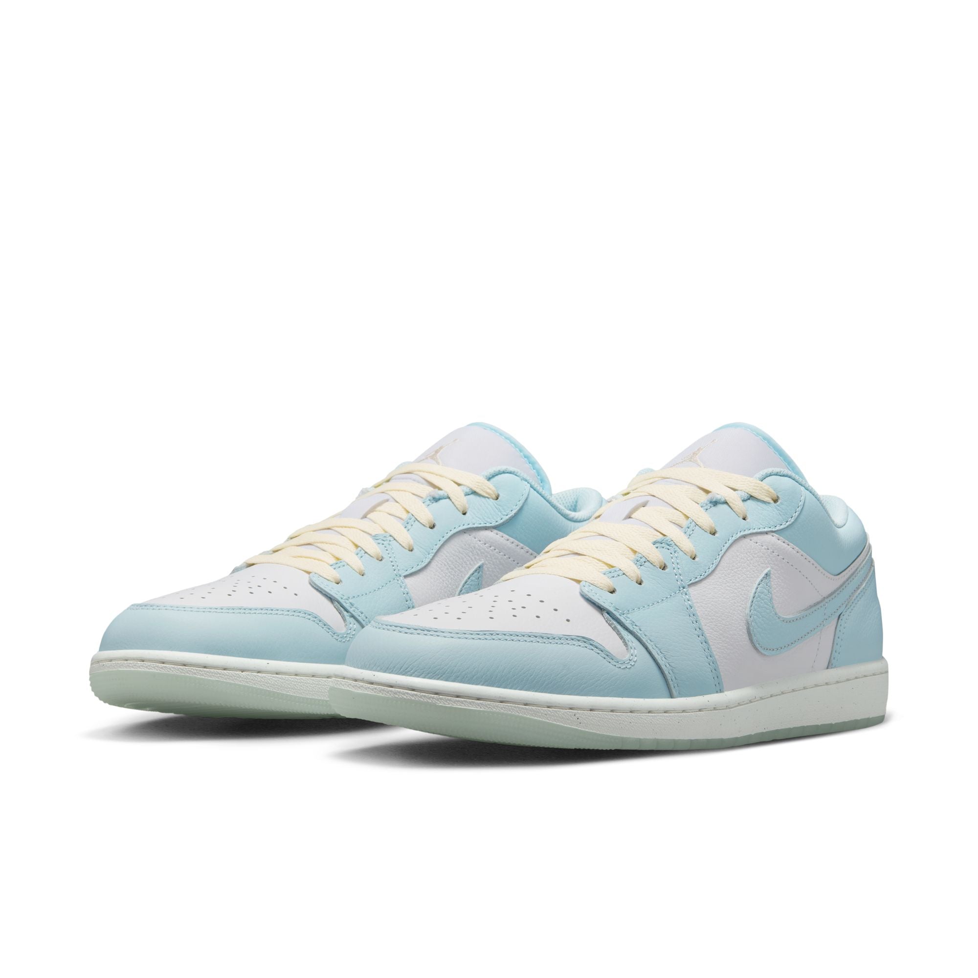 Air Jordan 1 Low captures Glacier Blue