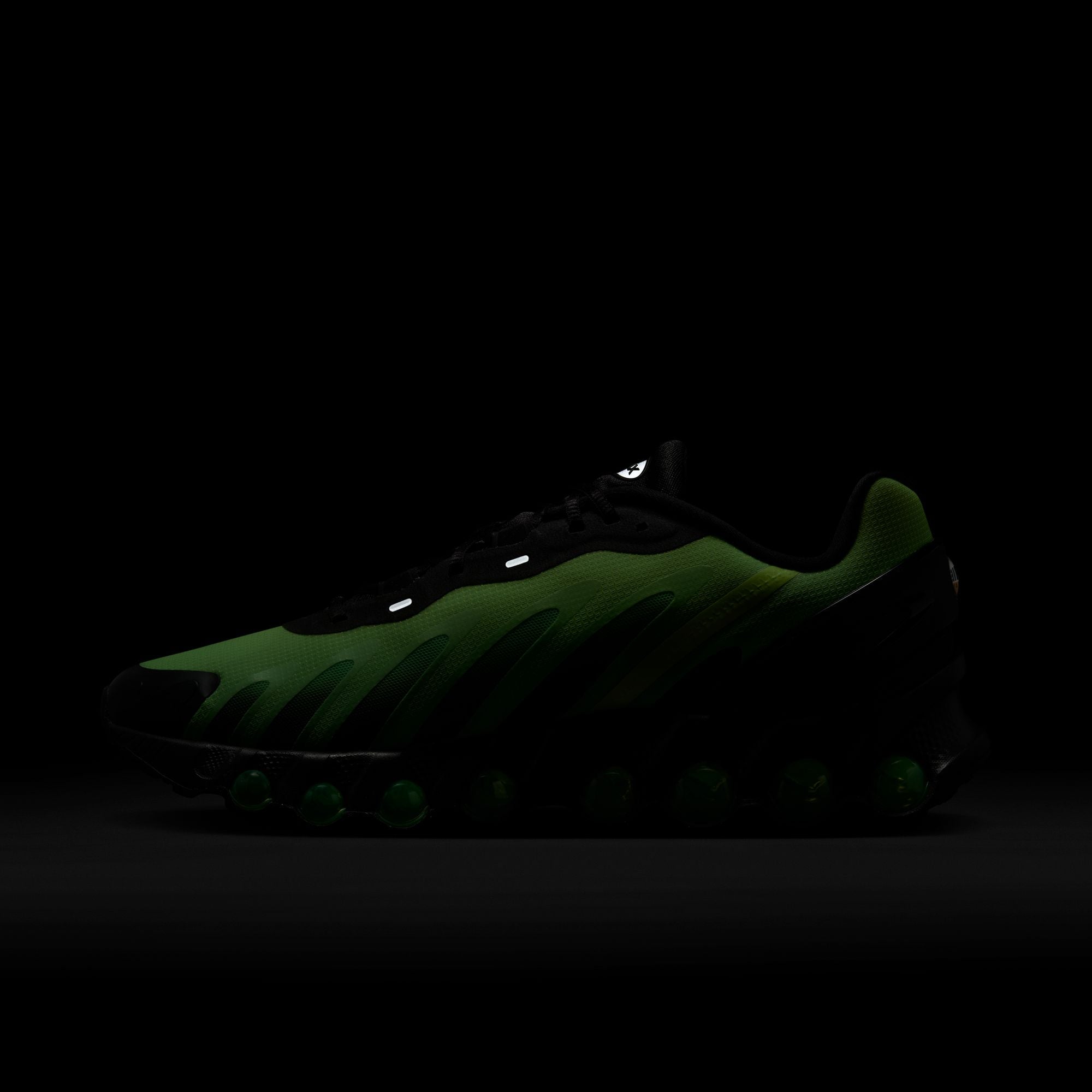 Air Max Dn8 Black Green Strike