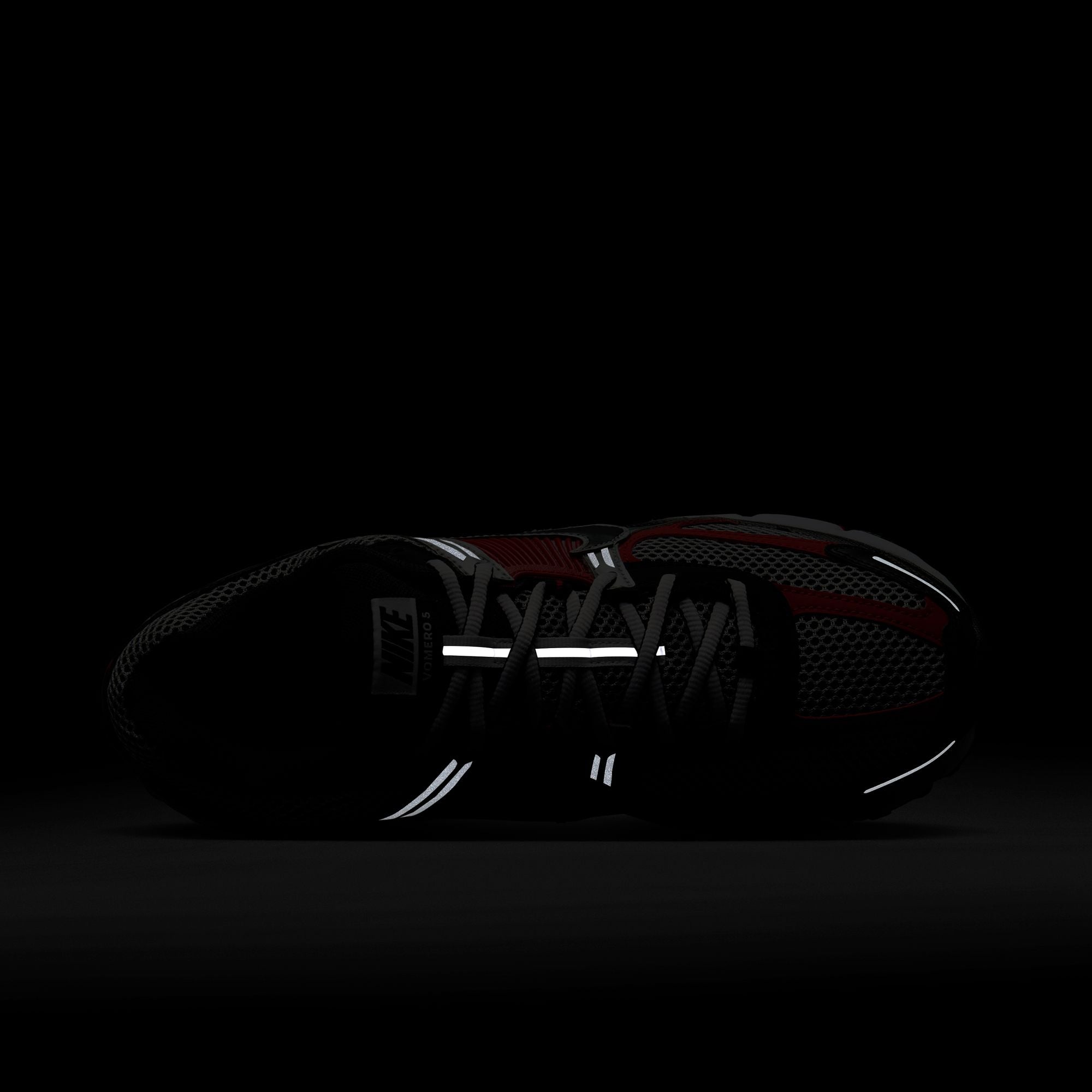 Zoom Vomero 5