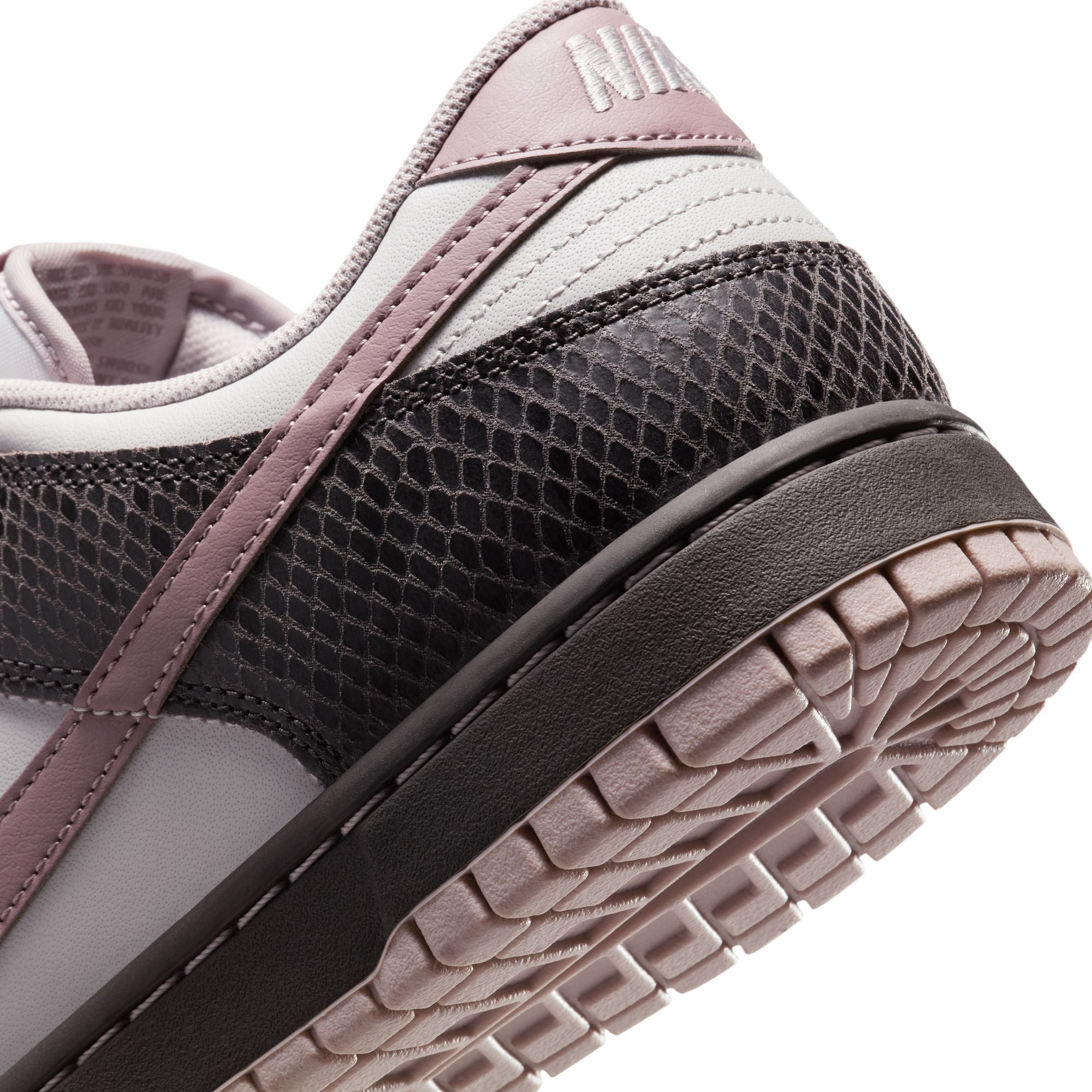 Dunk Low Medium Ash Violet Snakeskin