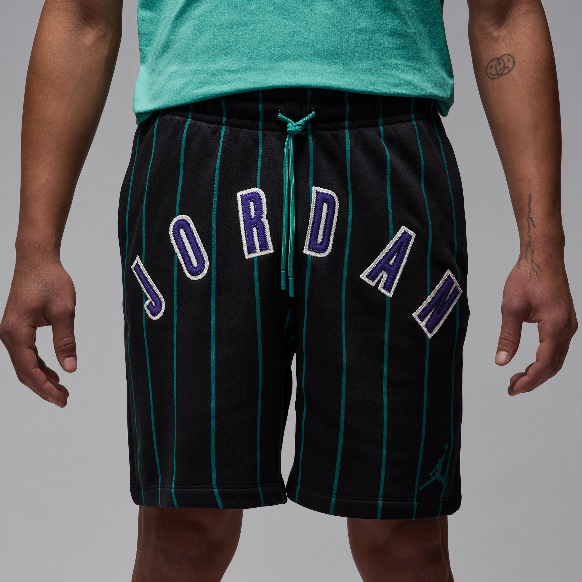 Jordan shorts striped black