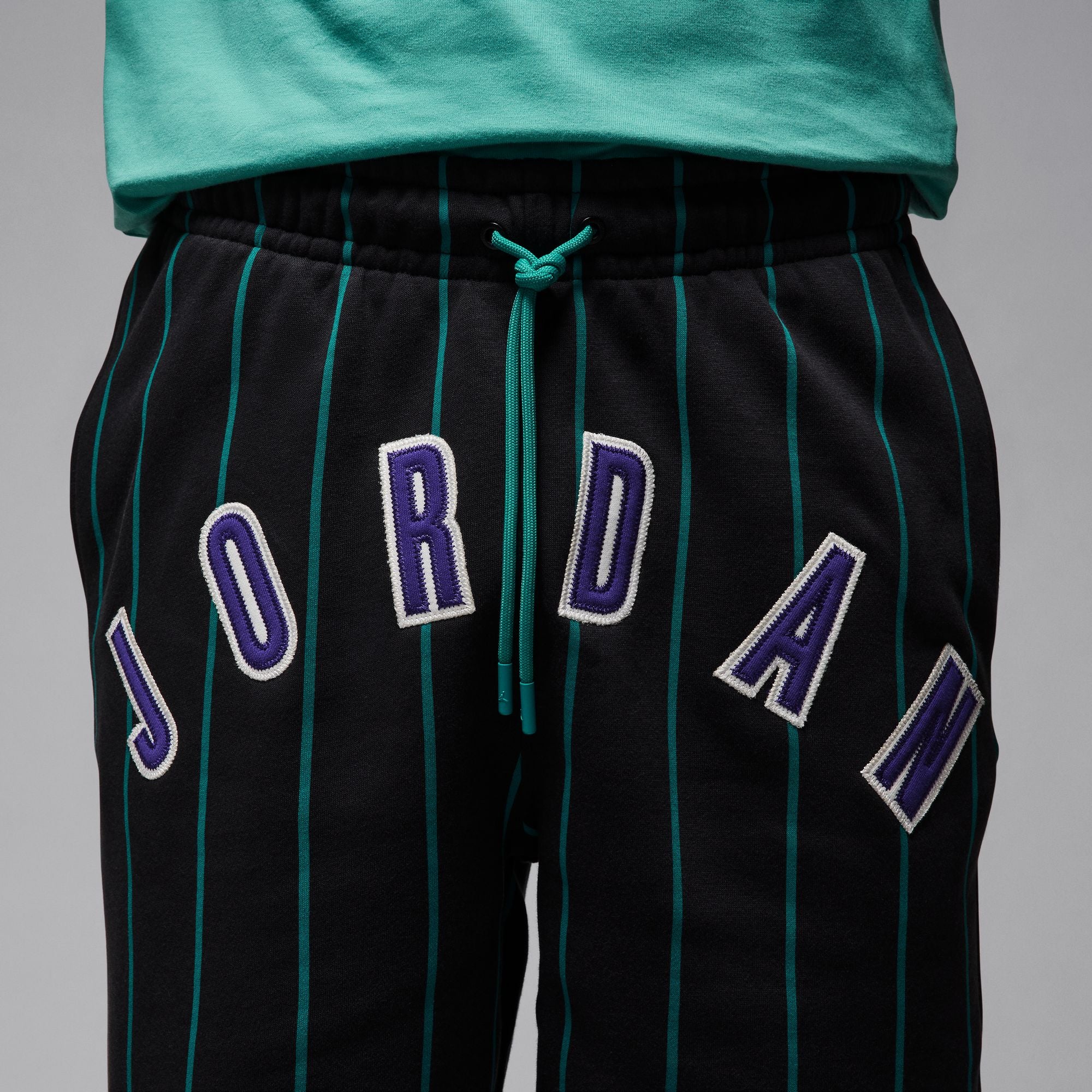 Jordan shorts striped black