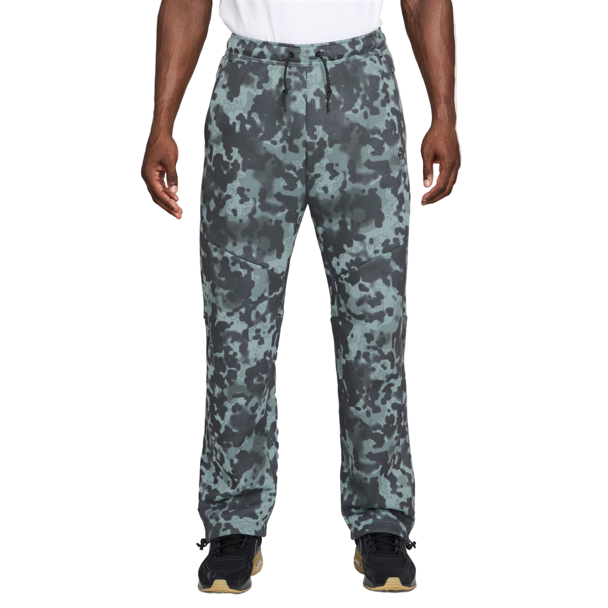Tech Open Hem Fleece Camo Pants
