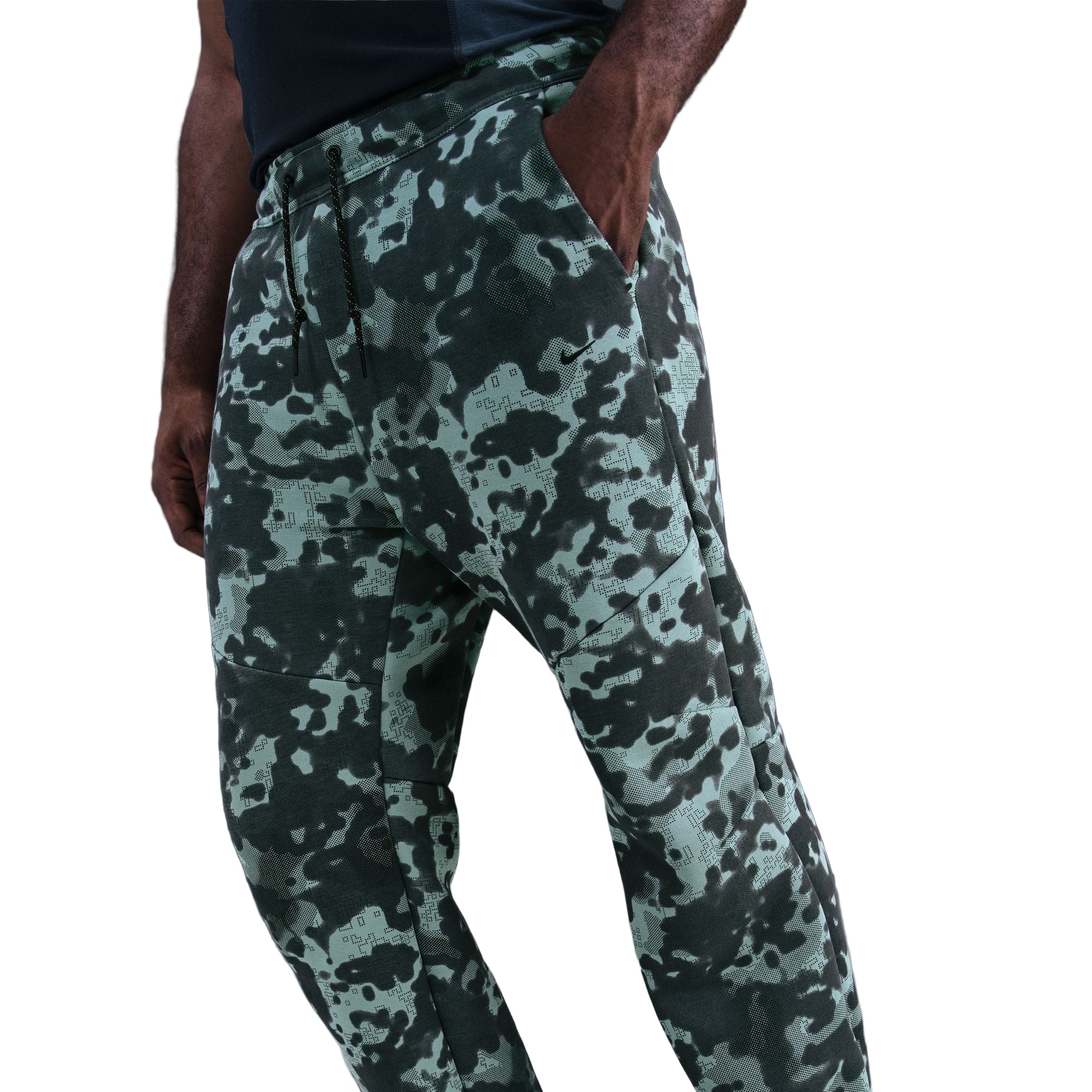 Tech Open Hem Fleece Camo Pants