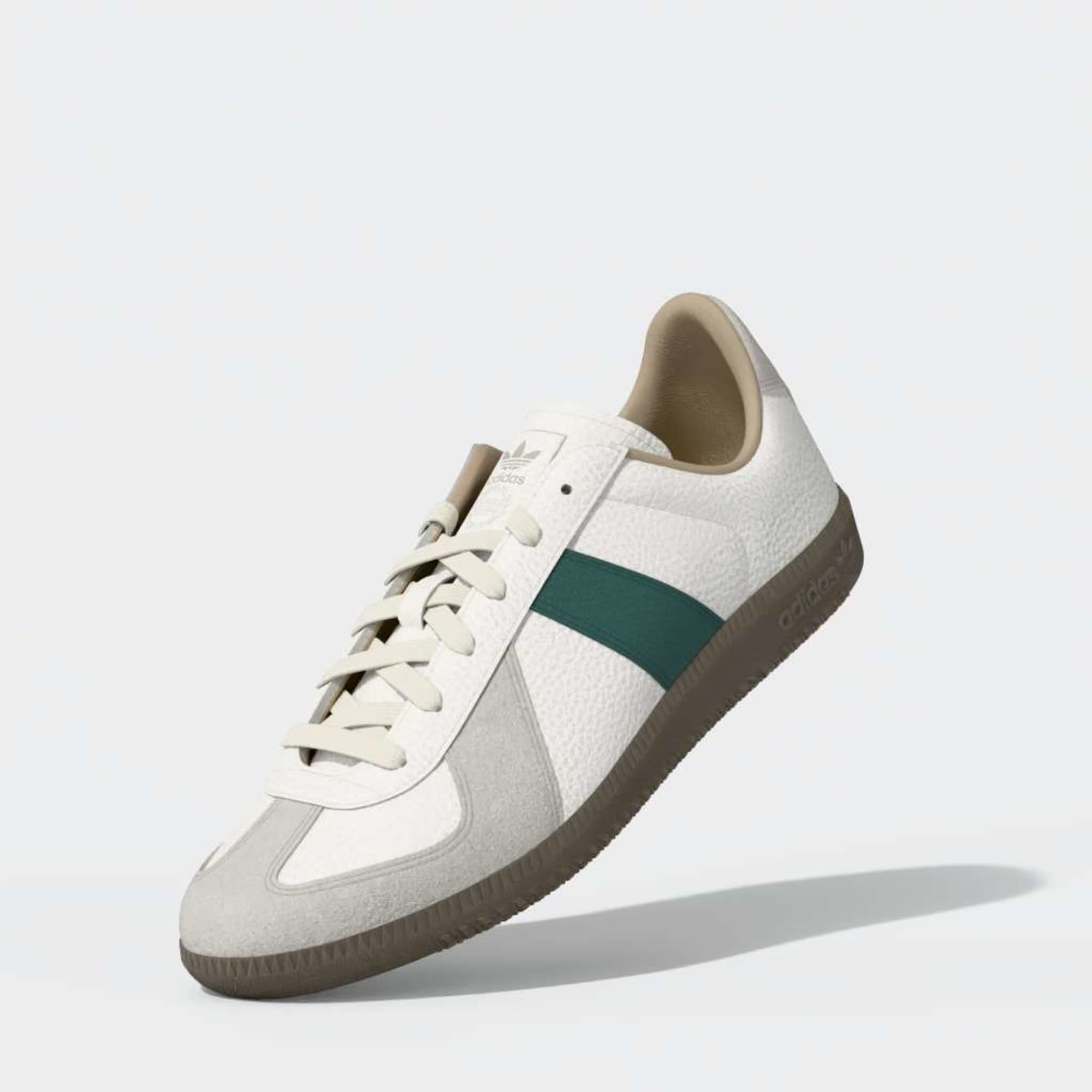 BW Army Core White Power Green