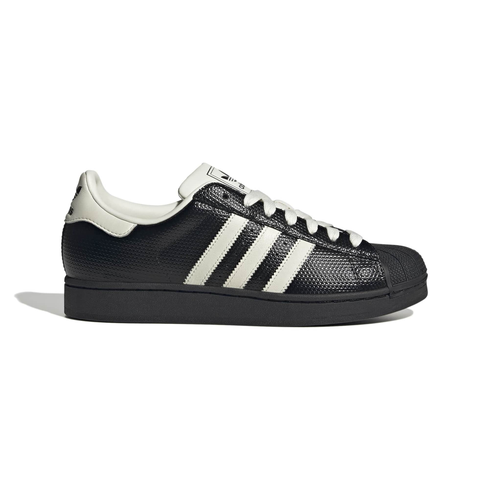 Superstar II Black Core White