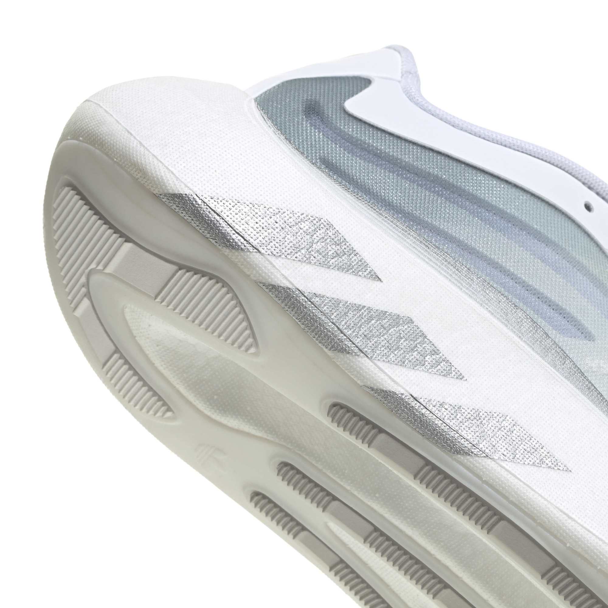 Hyper Boost Euphoria LT Cloud White Silver Metallic