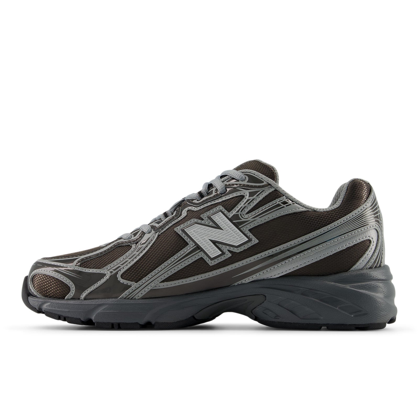 740 Black Metallic