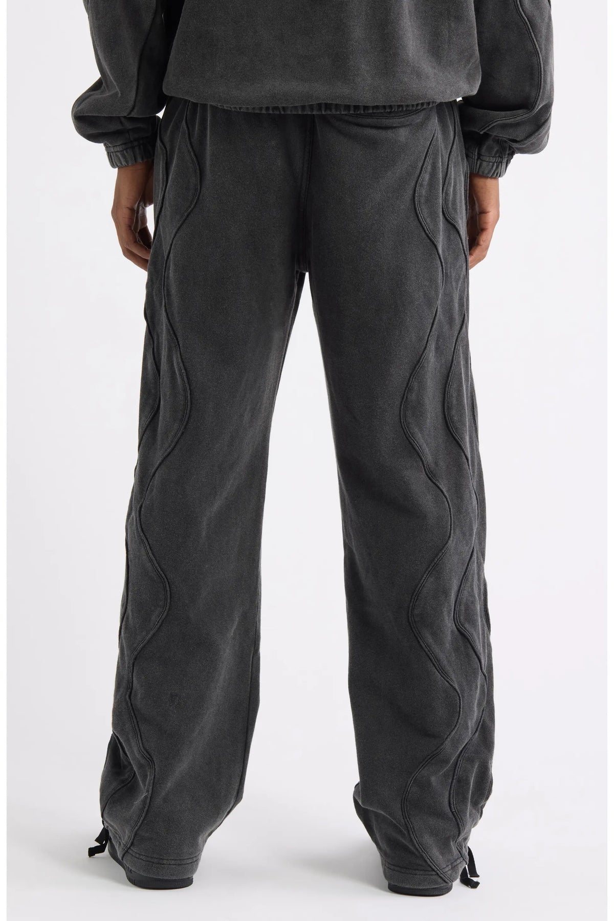 Wavy Seam Training Pant-Black