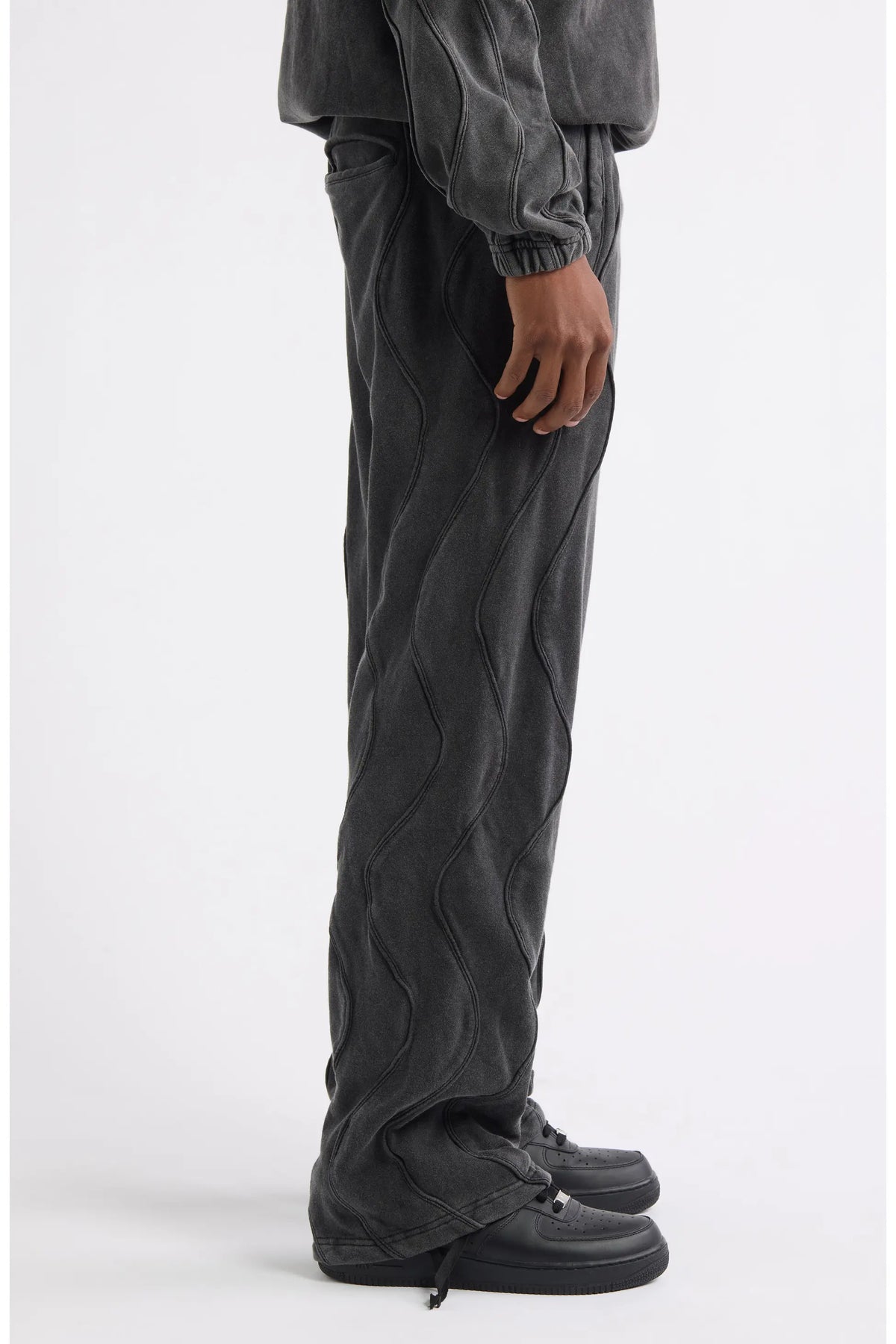 Wavy Seam Training Pant-Black