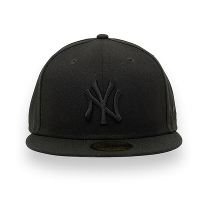 11591128-Men New York Yankees Mlb Basic 5950