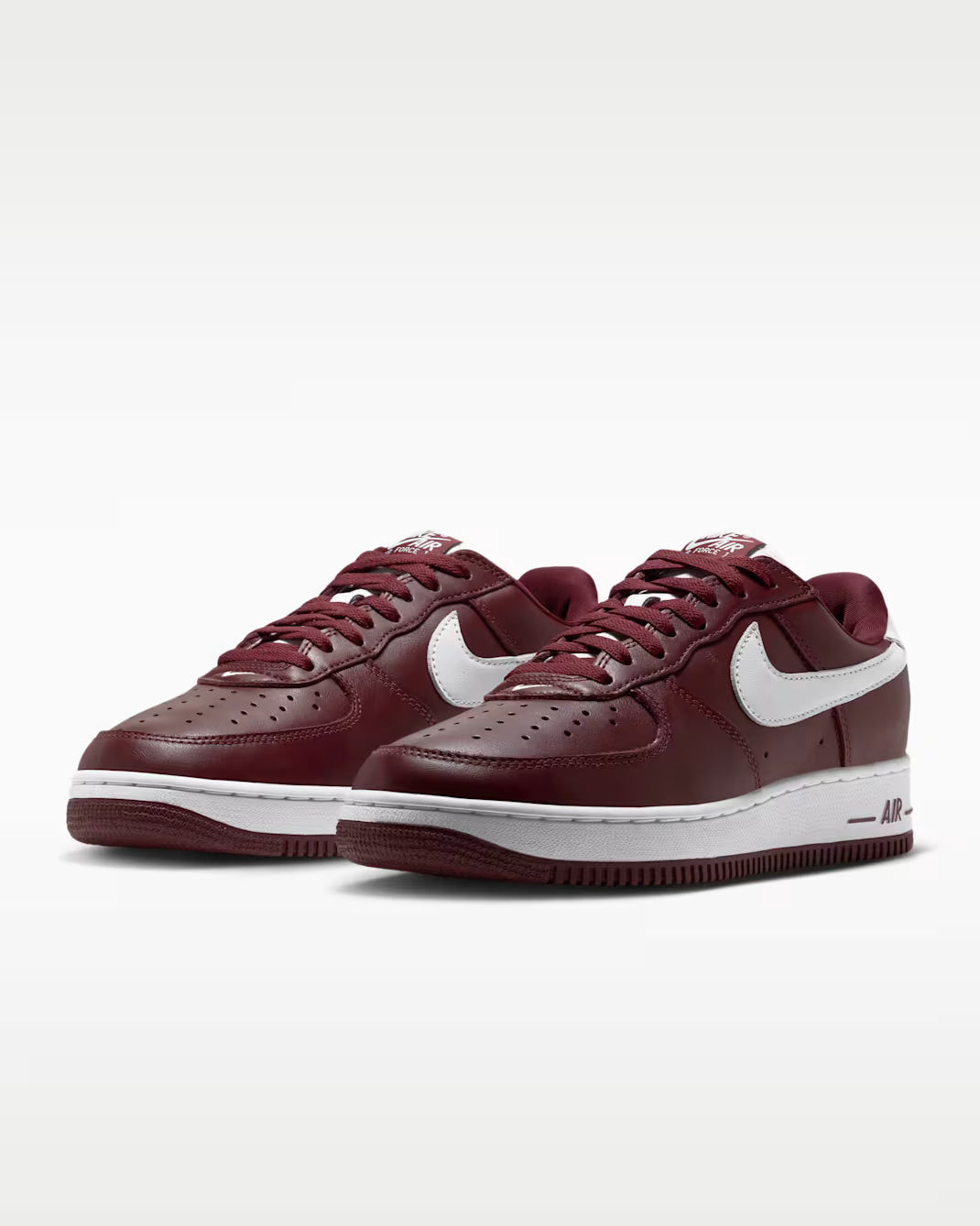 Air Force 1 '01 Low Dark Team Red Brings