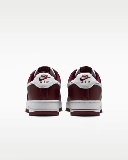 Air Force 1 '01 Low Dark Team Red Brings