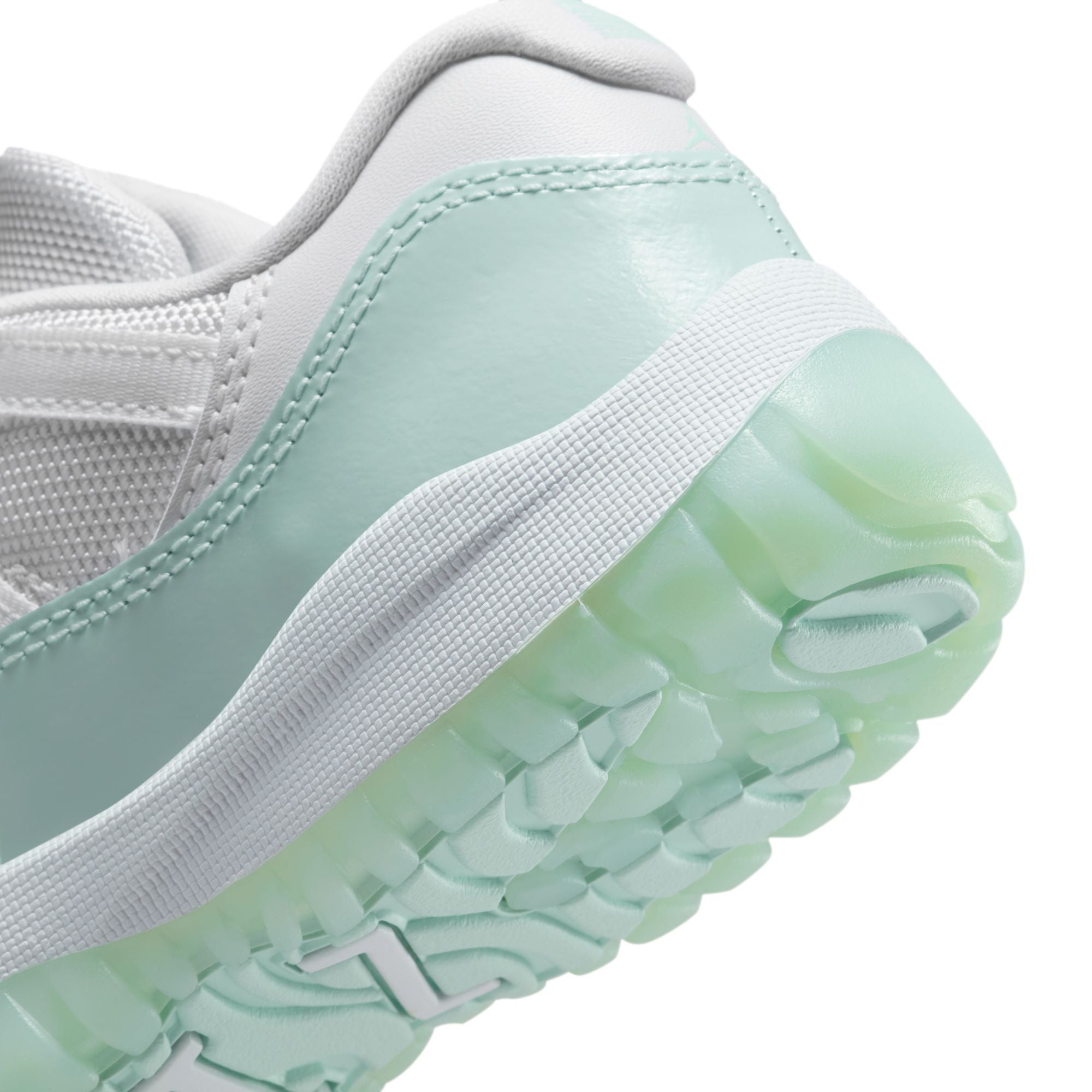 Jordan 11 Retro Low Igloo PS