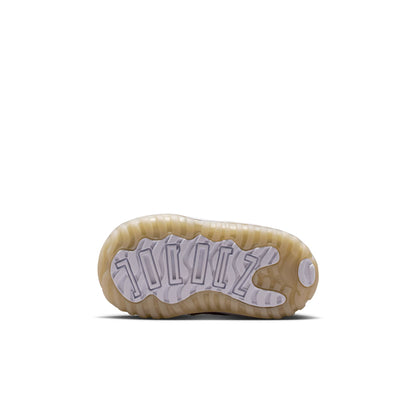 Jordan 11 Retro Low Mother's Day TD