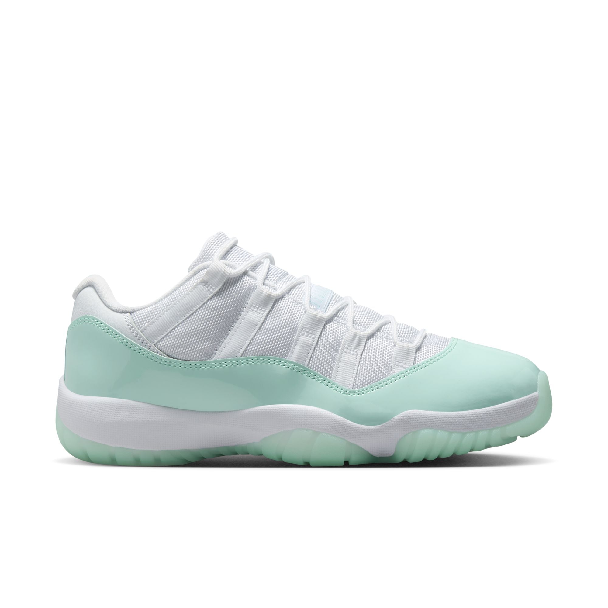 Jordan 11 Retro Low Igloo