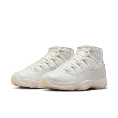 Air Jordan 11 Retro Pearl