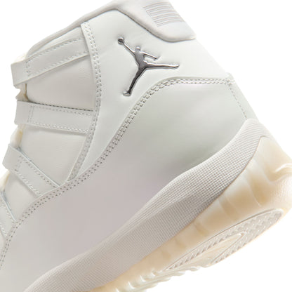 Air Jordan 11 Retro Pearl