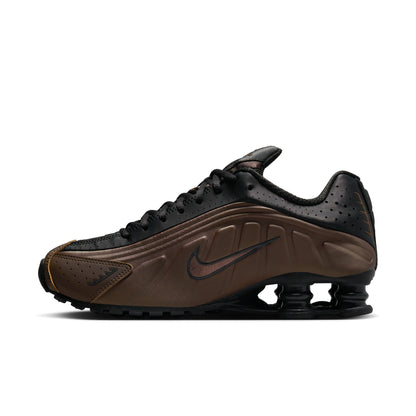 Shox R4 Off Noir & Ironstone