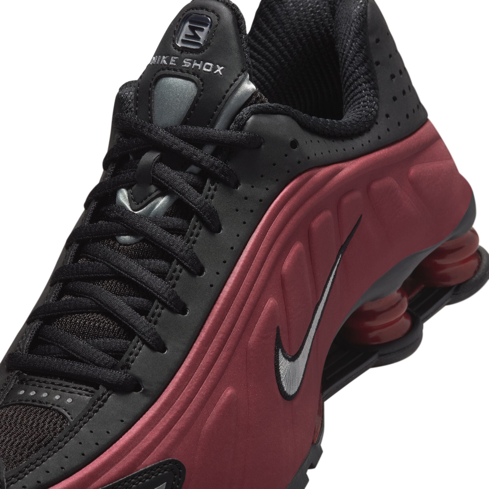 Shox R4
