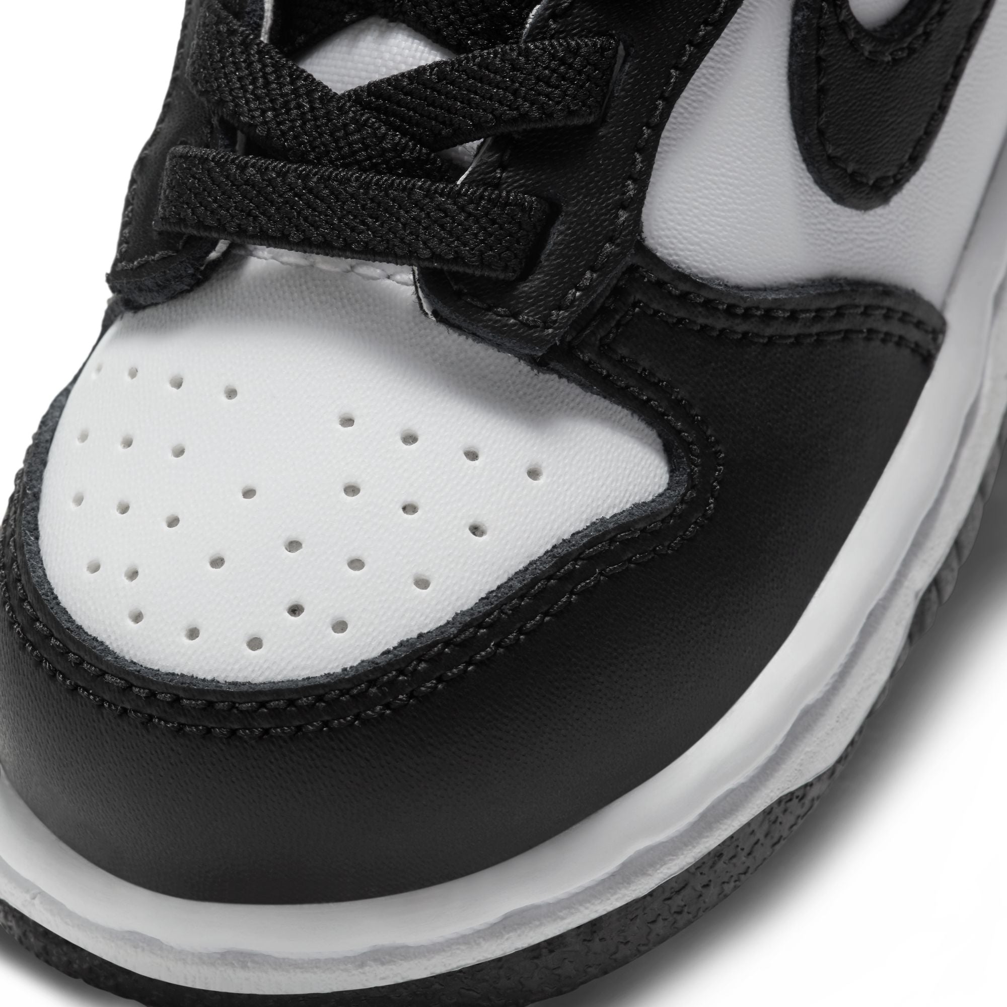 Dunk Low Retro White Black Panda TD