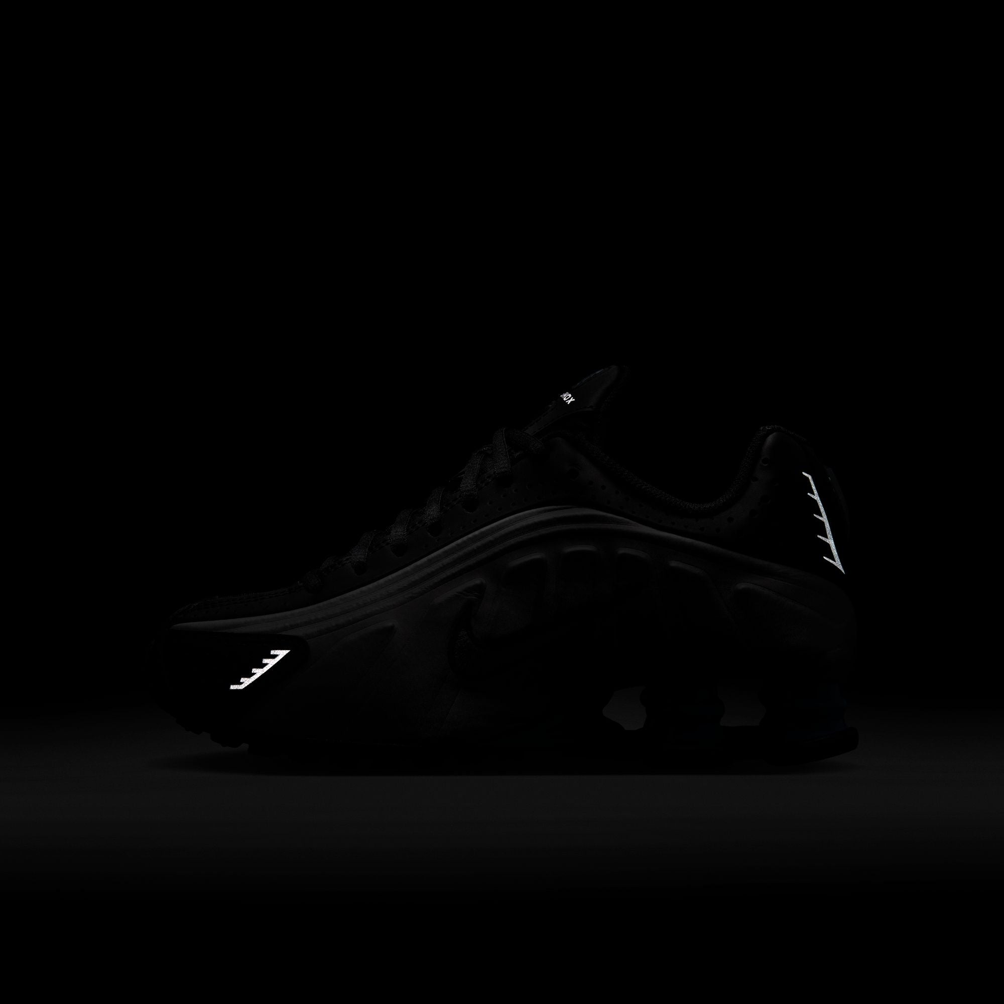 Shox R4 Metallic Silver / Black Psychic  GS