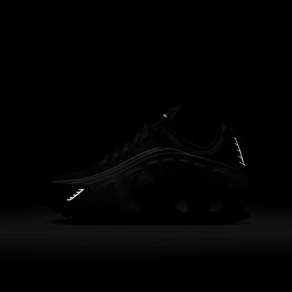 Shox R4 Metallic Silver / Black Psychic  GS