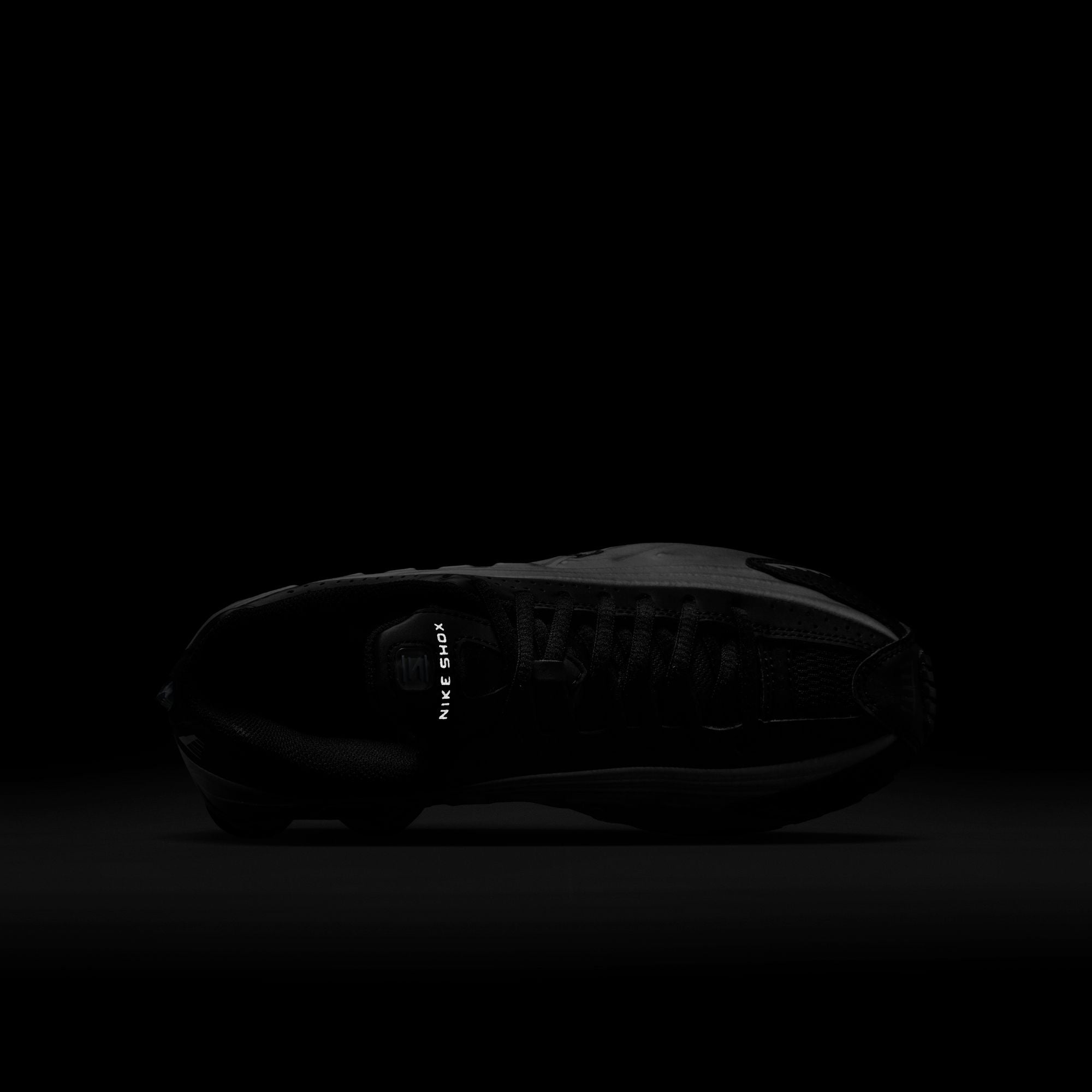 Shox R4 Metallic Silver / Black Psychic  GS