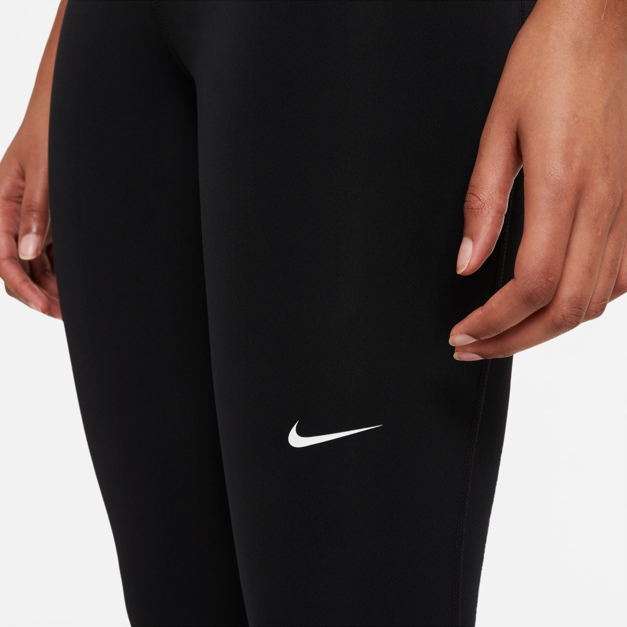 Mid-Rise Mesh-Paneled Leggings
