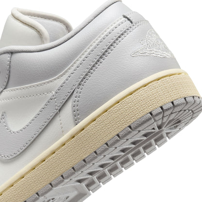 Air Jordan 1 Low White