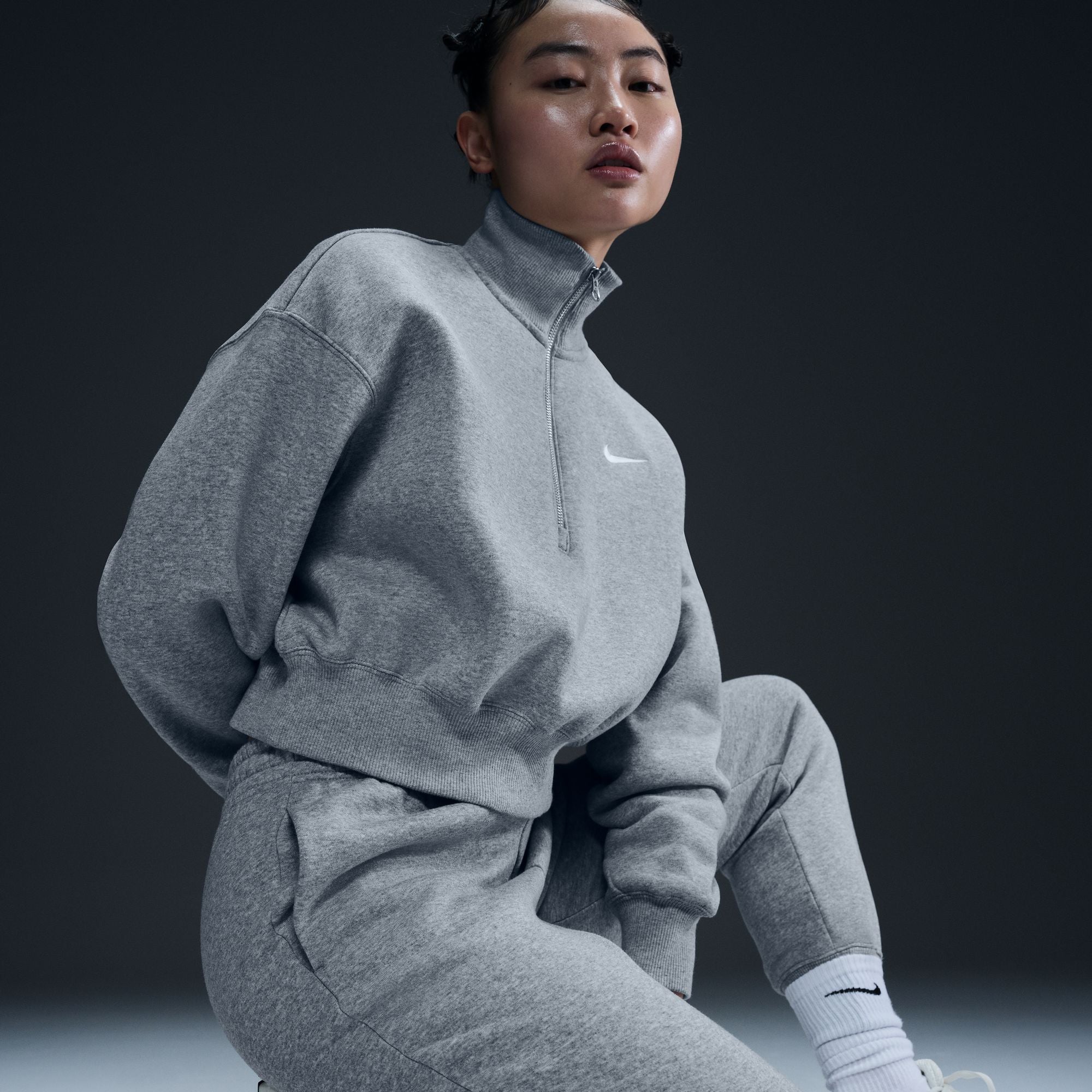 Sportswear Phoenix Fleece Oversized Half-Zip Crop Sweatshirt