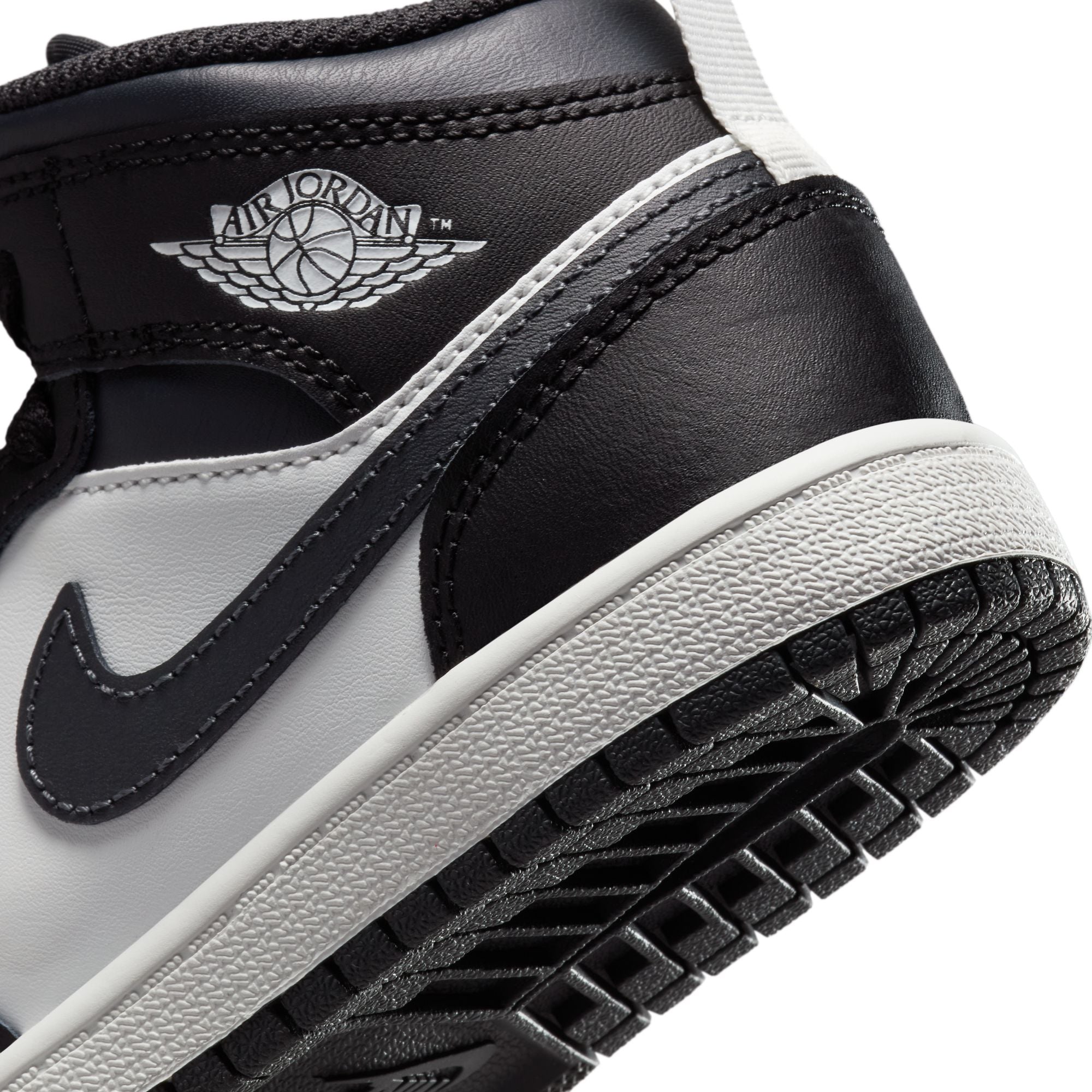 Jordan 1 Mid Off Noir Toe PS