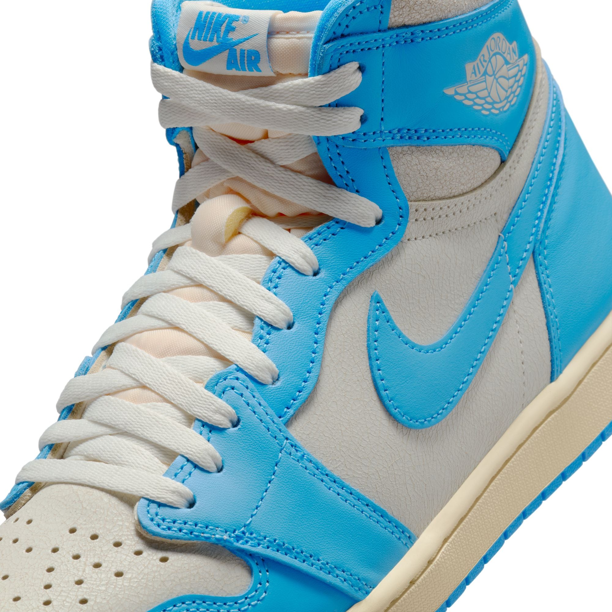 Air Jordan 1 High OG 'UNC Reimagined