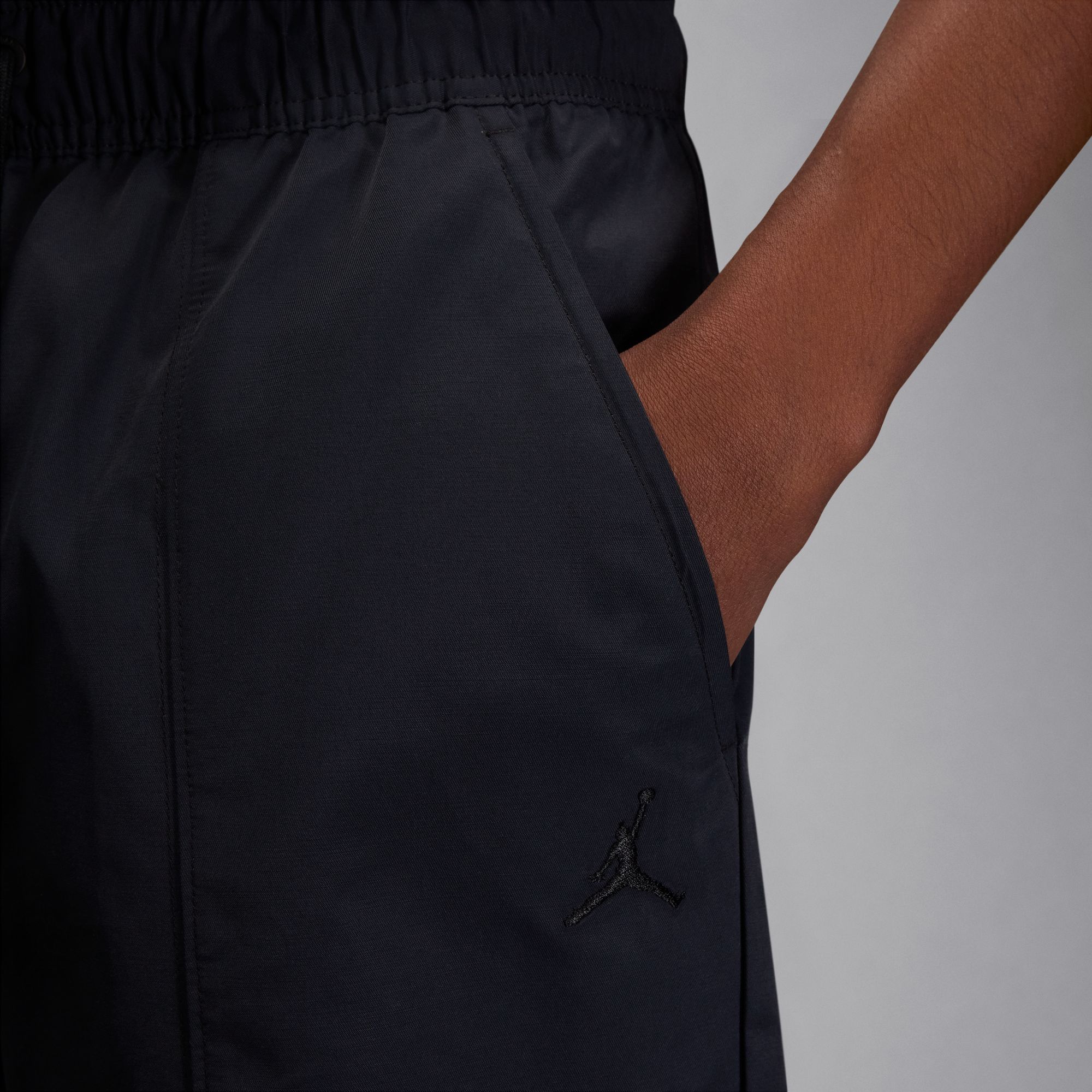 Essentials Woven Shorts