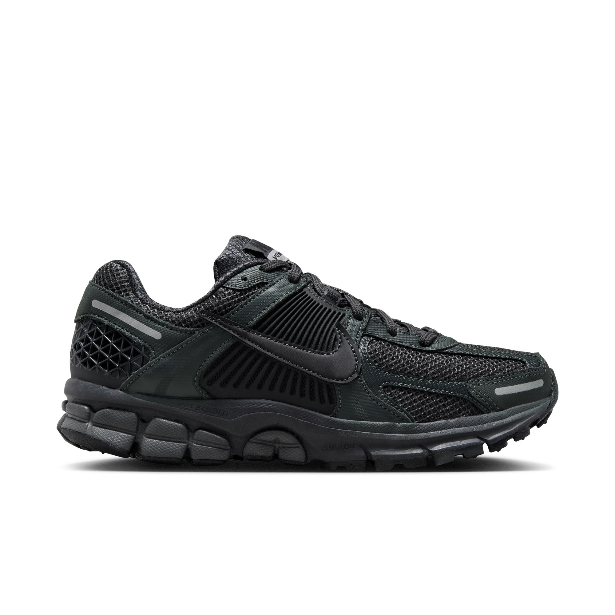 Zoom Vomero 5 Black & Green