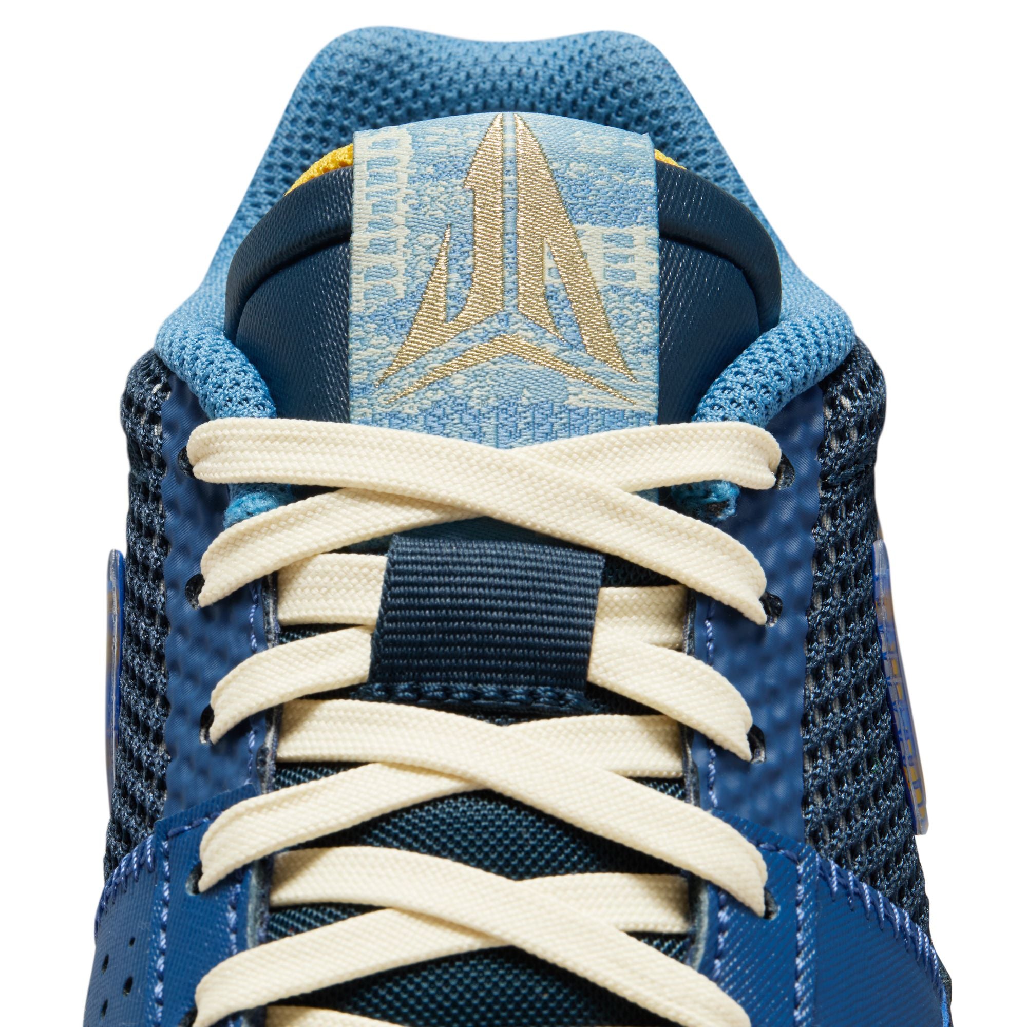 Ja 1 Boasts Striking Blue Tones GS